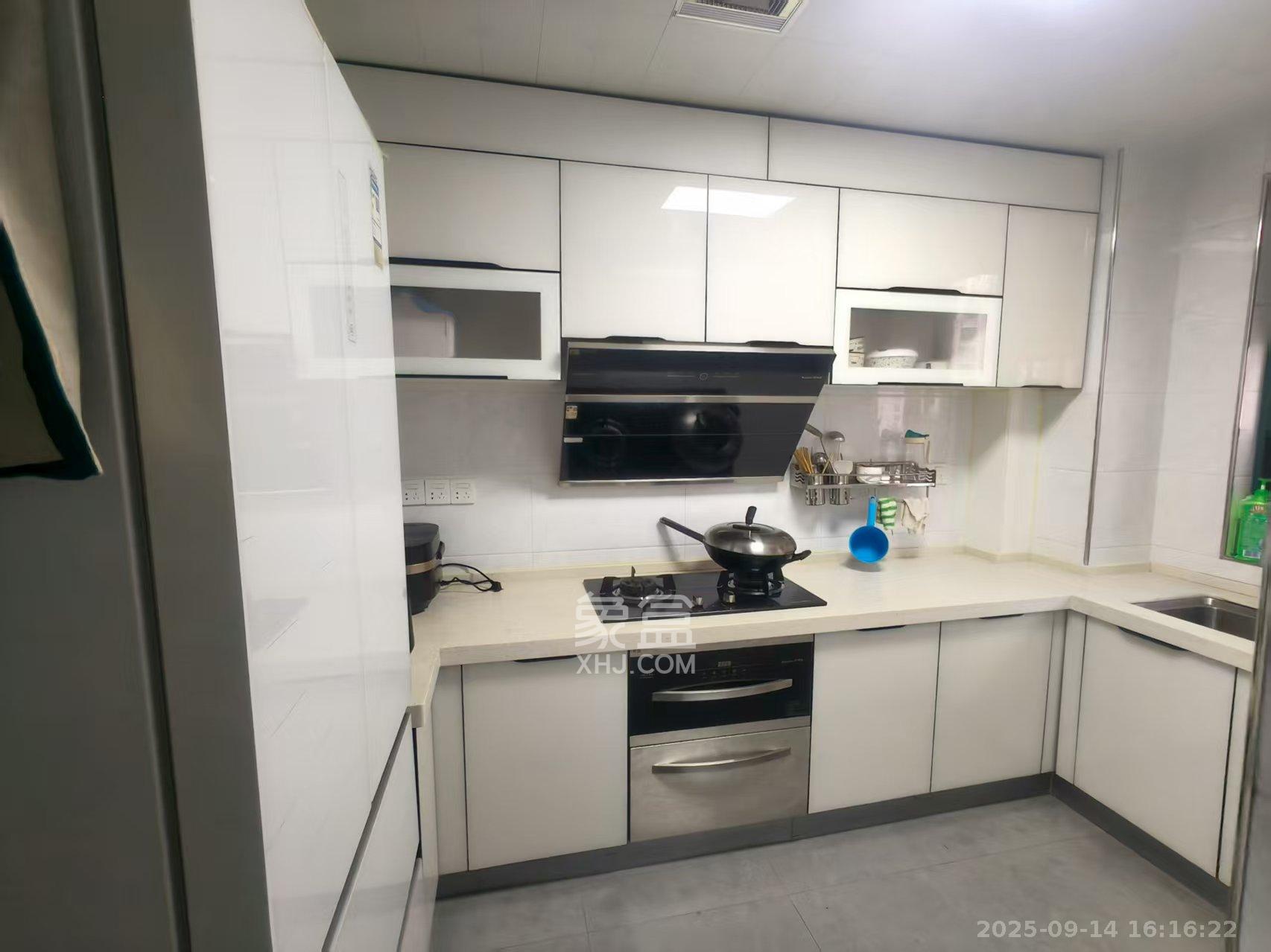 博长山水香颐 4室2厅2卫 2400.0元/月 博长山水香颐 4室2厅2卫 2400.0元/月室内图