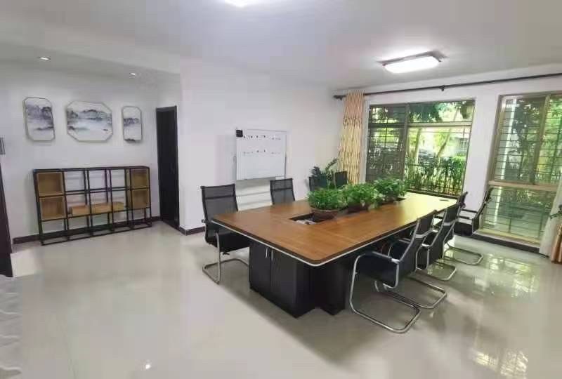 省人大机关住宅小区(海府一横路) 4室2厅2卫 242.0万 省人大机关住宅小区(海府一横路) 4室2厅2卫 242.0万客厅