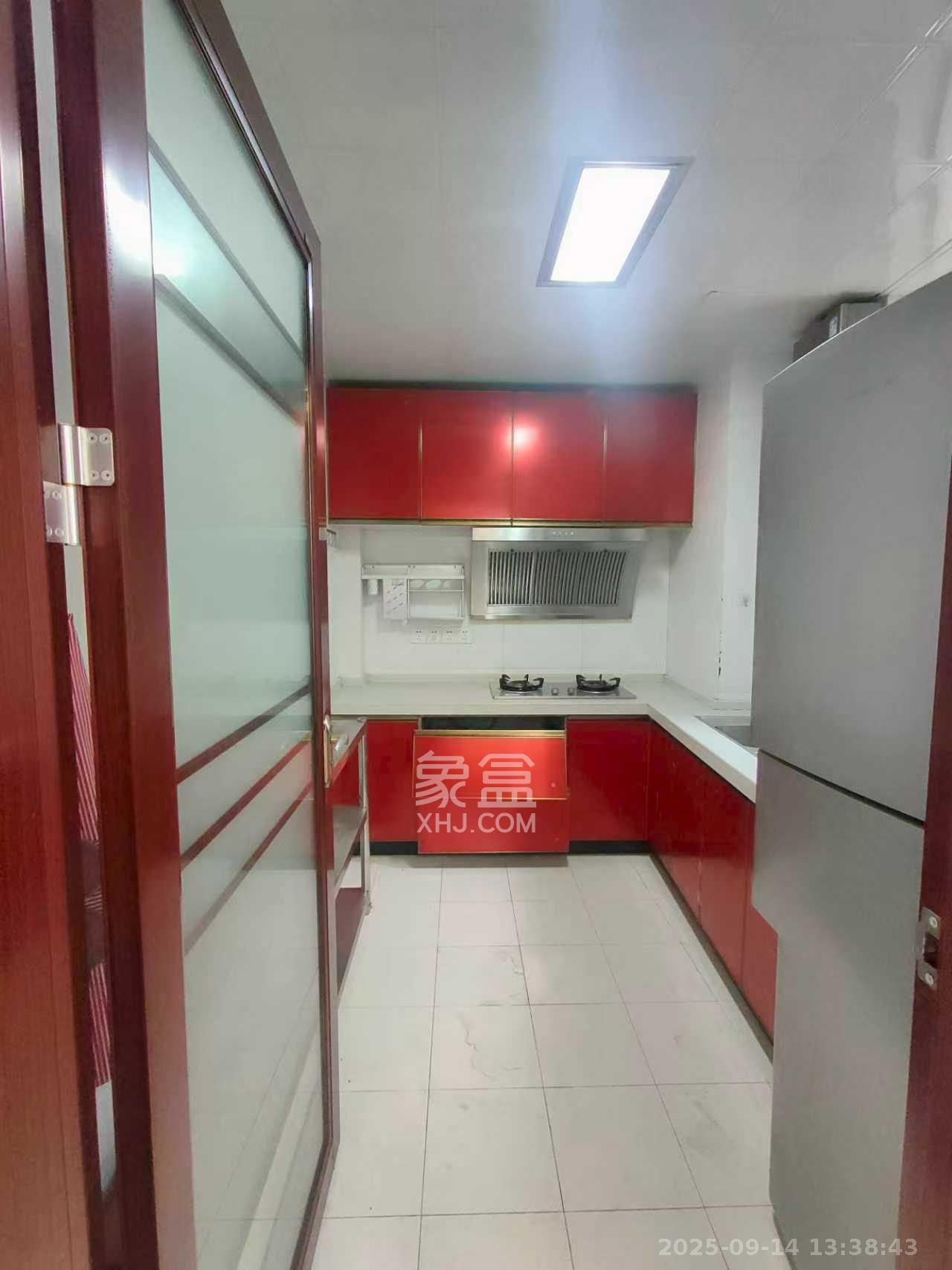 长房时代城 2室2厅1卫 2600.0元/月 长房时代城 2室2厅1卫 2600.0元/月室内图