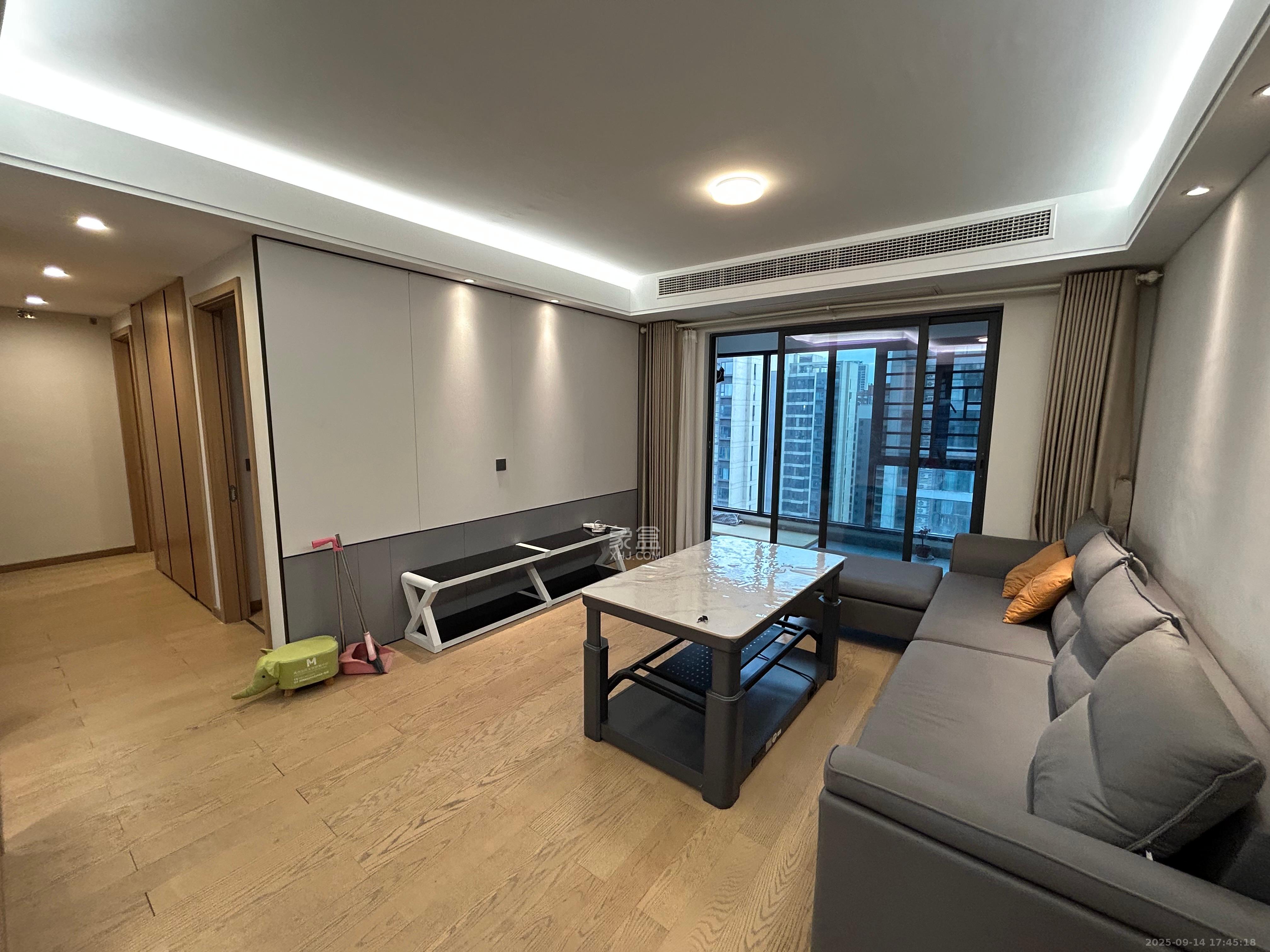 爱家当代境 4室2厅2卫 3700.0元/月 爱家当代境 4室2厅2卫 3700.0元/月室内图