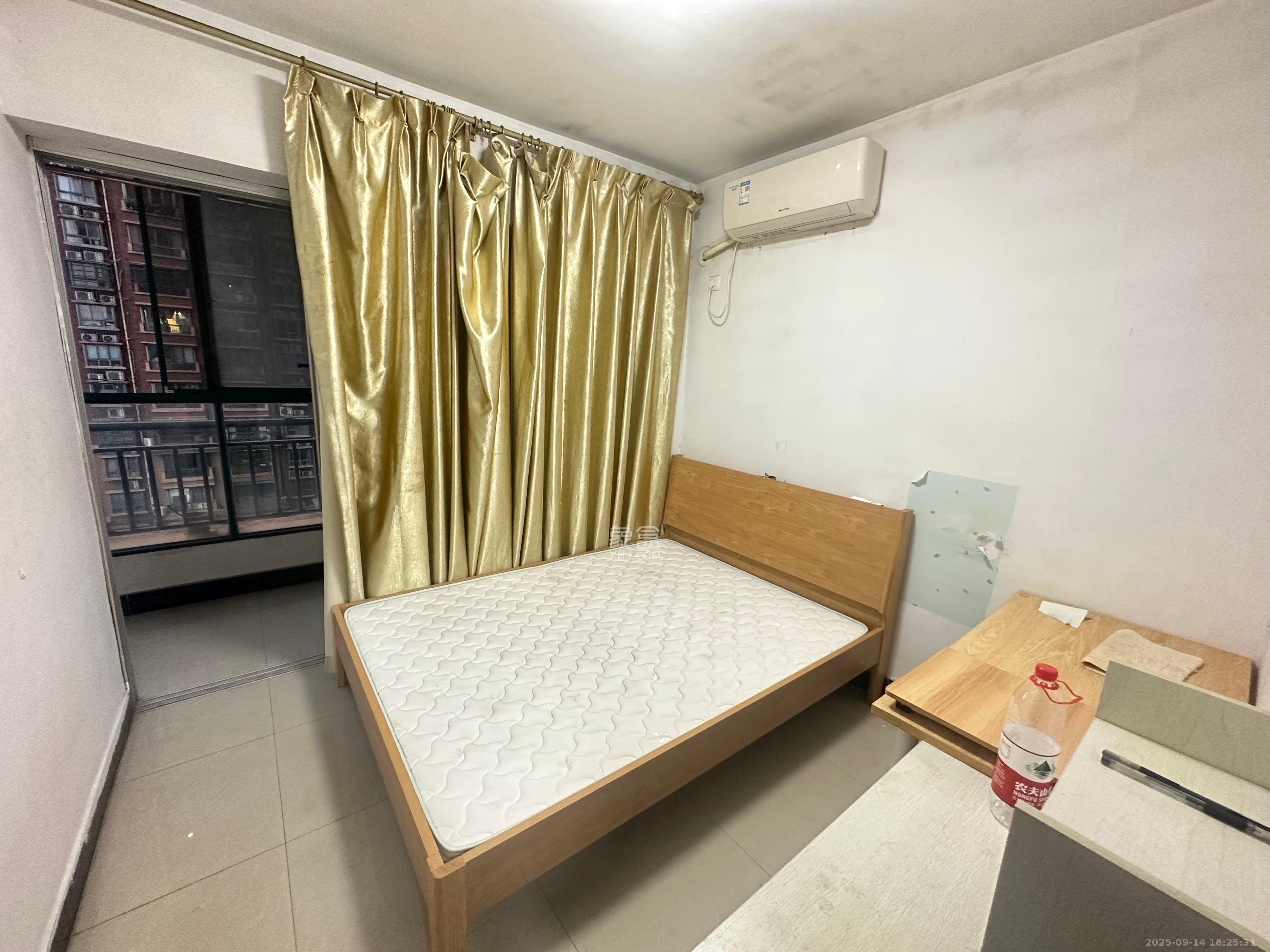 东玺门  2室1厅1卫    1800.0元/月 东玺门  2室1厅1卫    1800.0元/月室内图