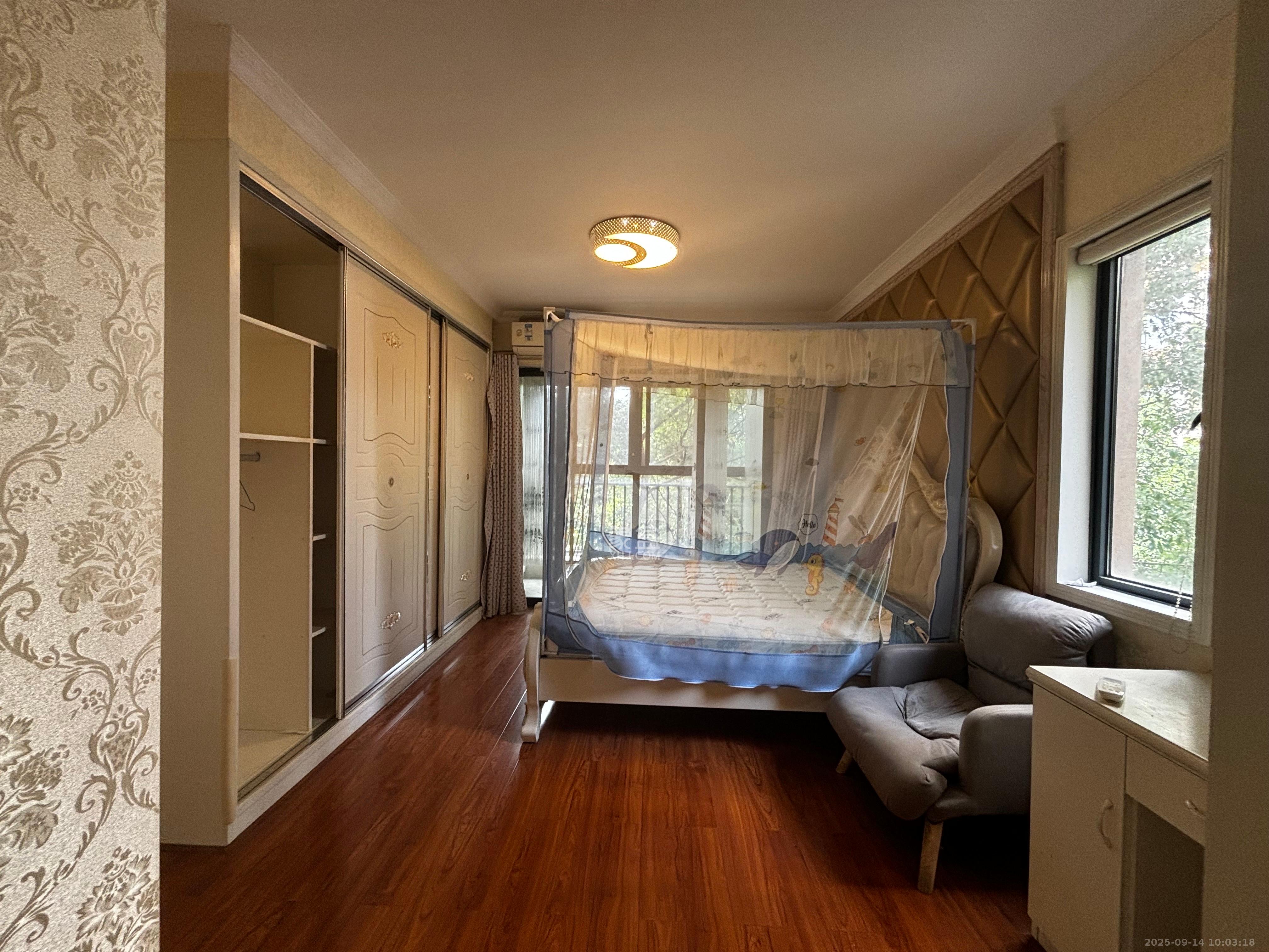 中建芙蓉嘉苑 3室2厅2卫 2300.0元/月 中建芙蓉嘉苑 3室2厅2卫 2300.0元/月室内图