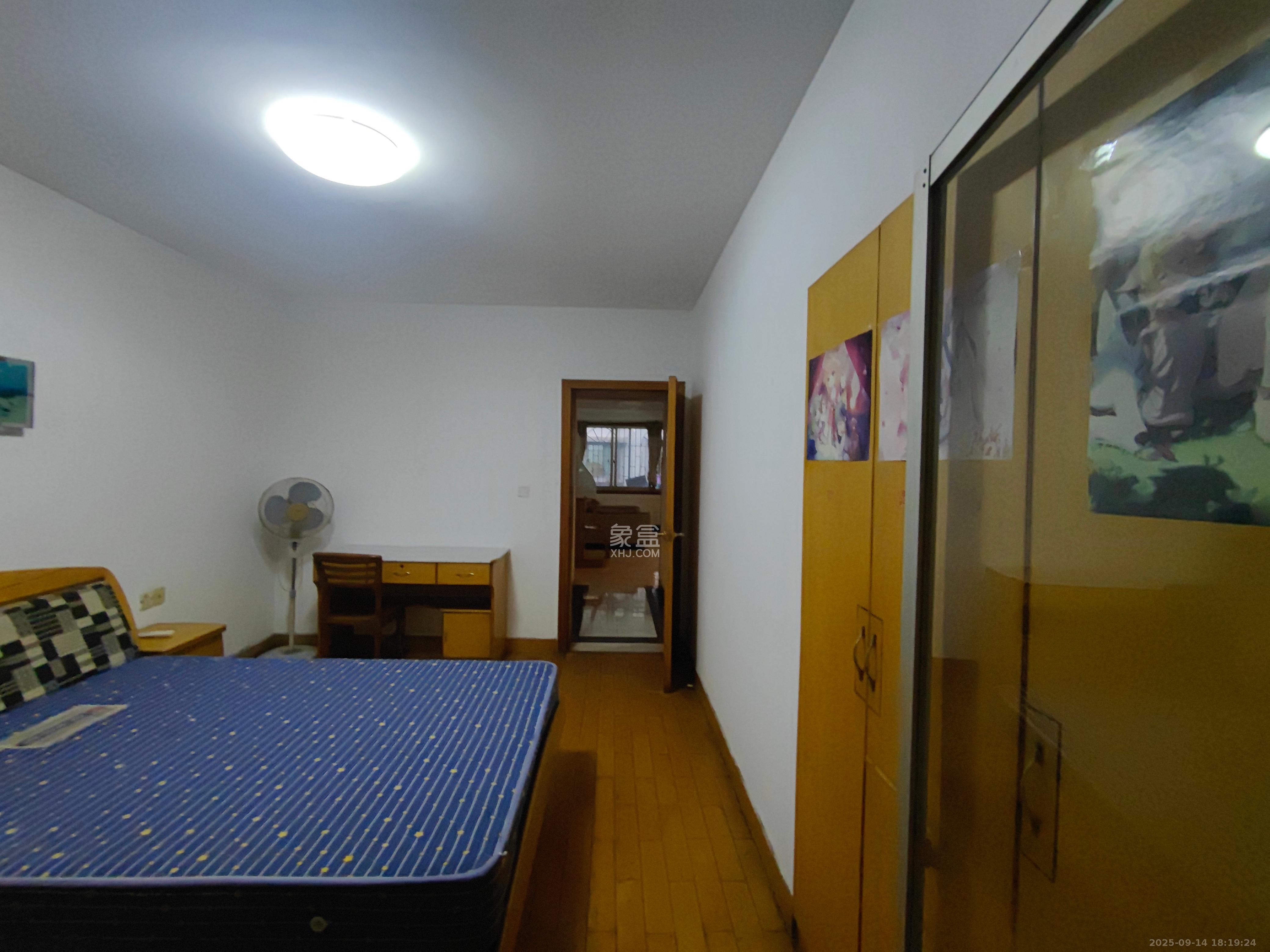 白云社区  2室2厅2卫    1200.0元/月室内图