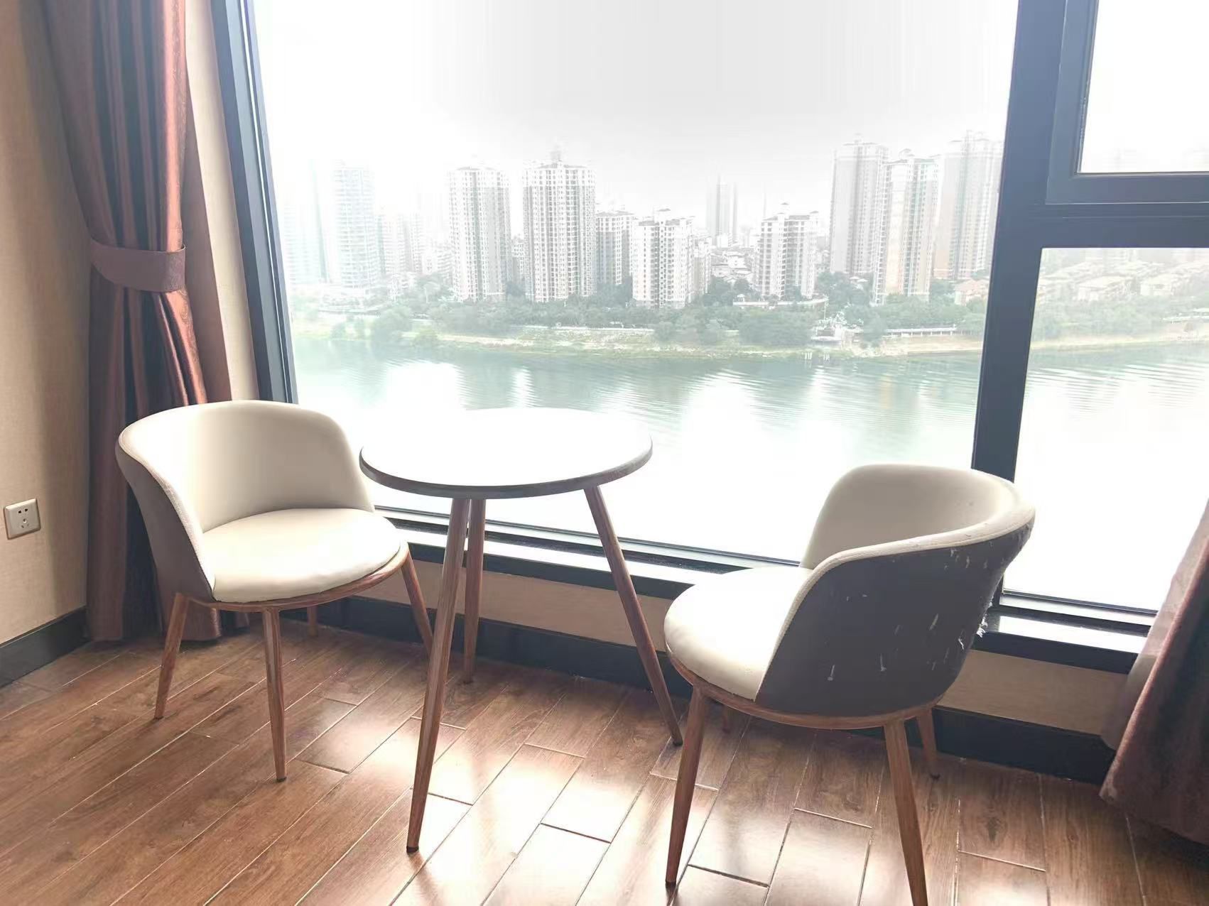 江岸公馆  1室0厅0卫    1500.0元/月室内图