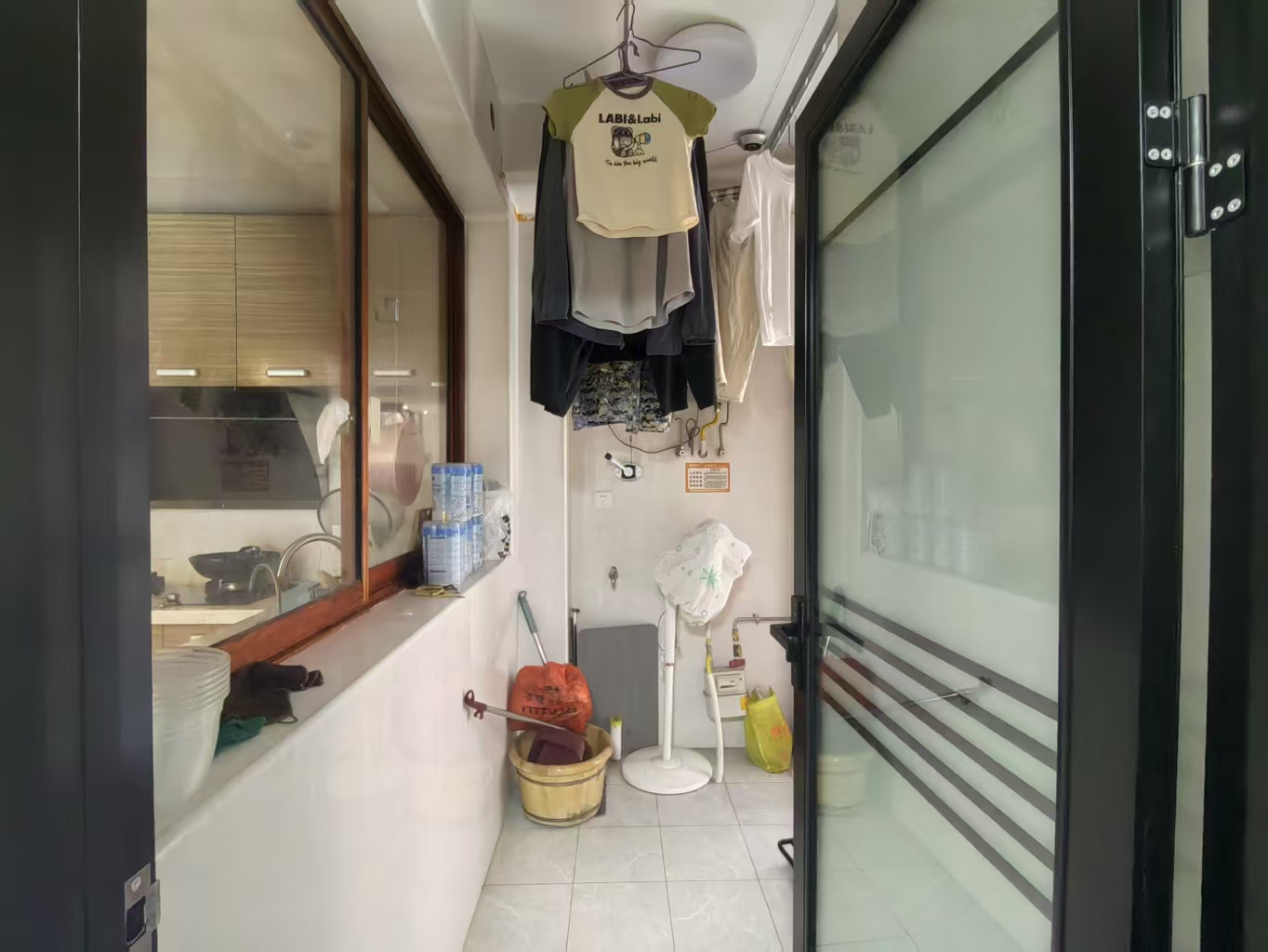 湾田和悦  3室2厅2卫    67.8万 湾田和悦  3室2厅2卫    67.8万客厅