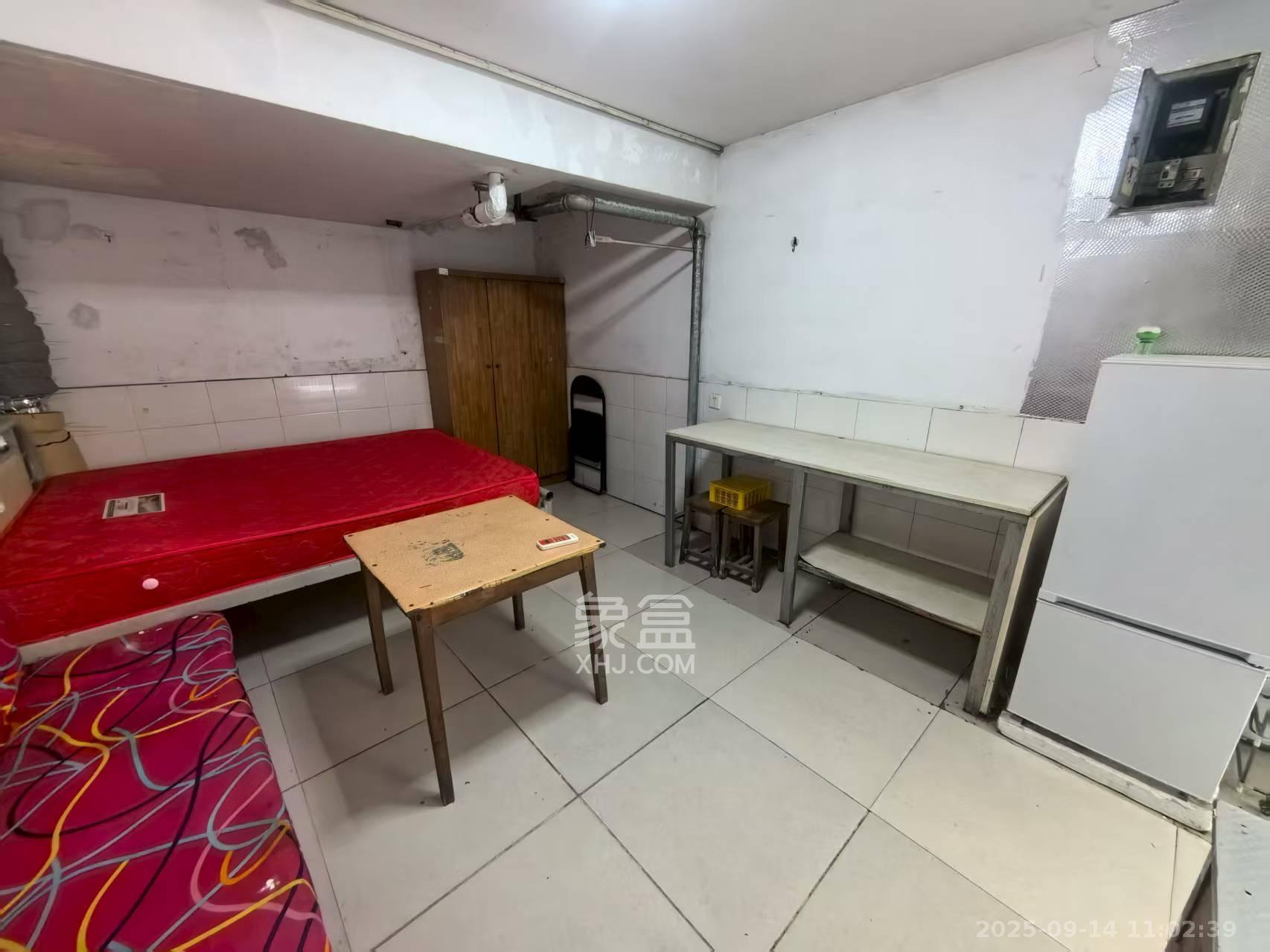 恩瑞麓山名园（龙王港小区）  1室0厅1卫    600.0元/月室内图