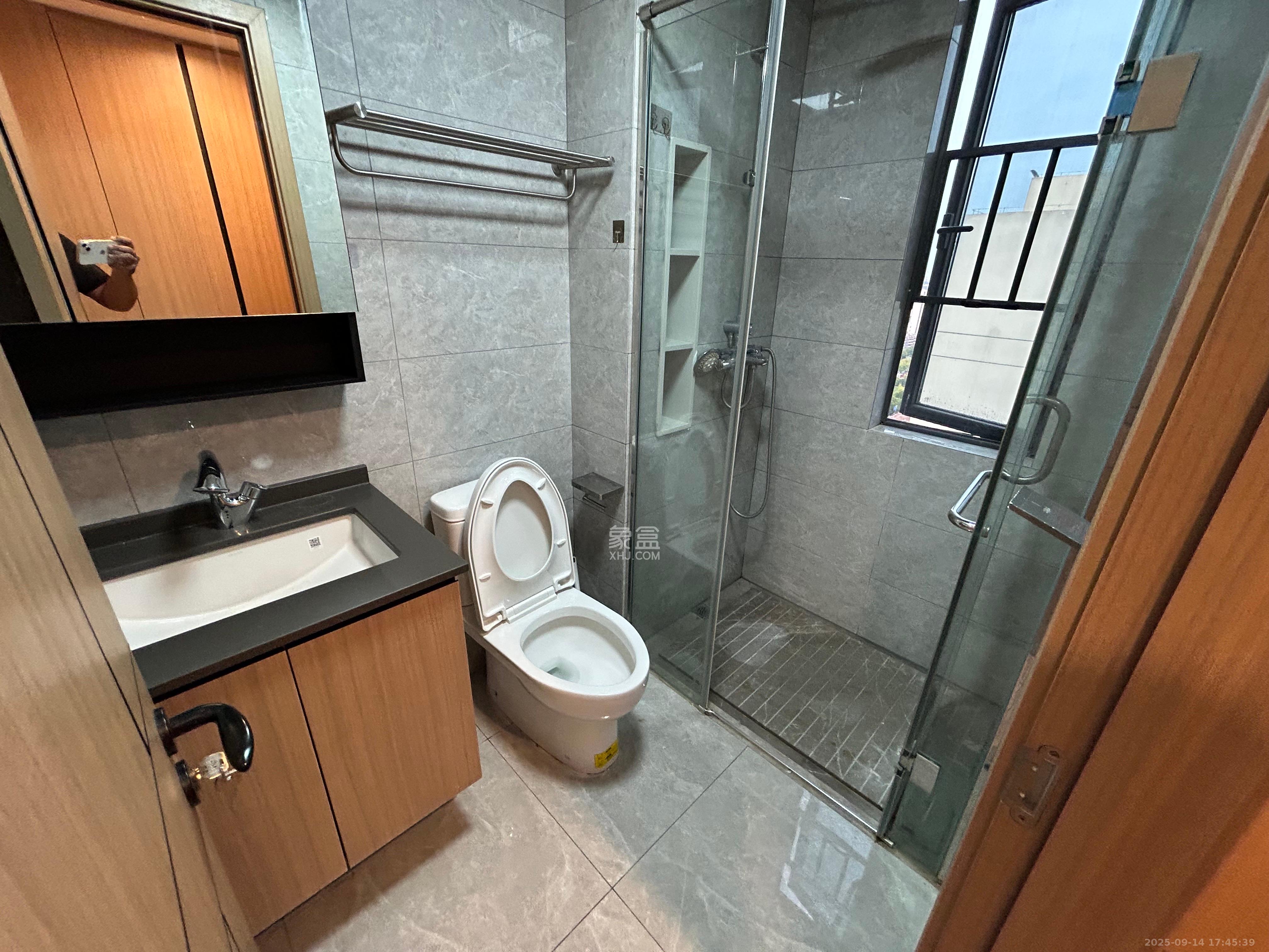 爱家当代境 4室2厅2卫 3700.0元/月 爱家当代境 4室2厅2卫 3700.0元/月室内图