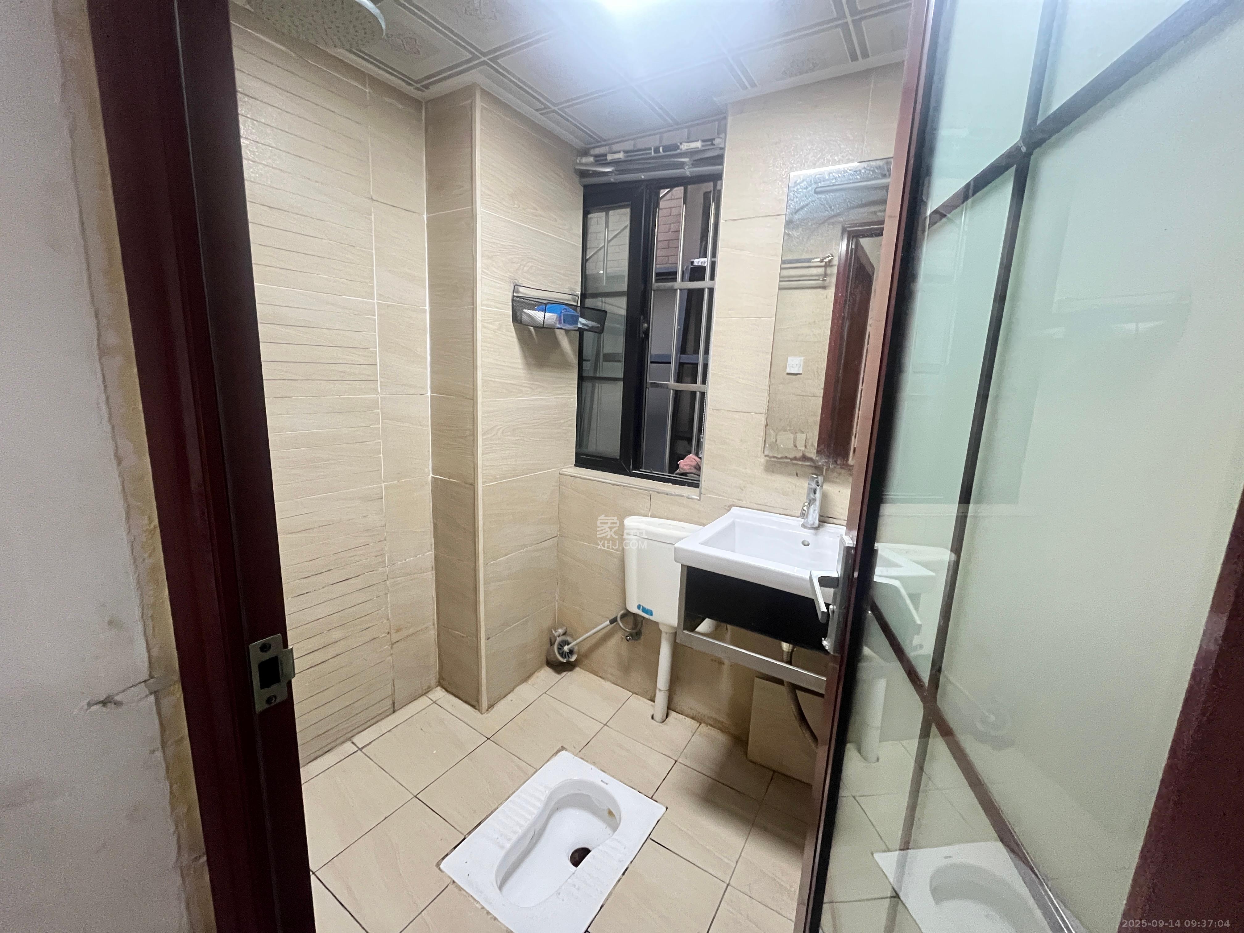 沁园春御院  3室2厅2卫    2600.0元/月室内图