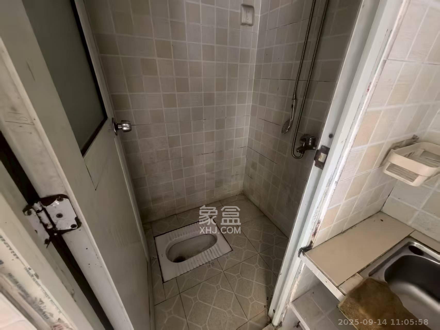 恩瑞麓山名园(龙王港小区) 2室1厅1卫 900.0元/月 恩瑞麓山名园(龙王港小区) 2室1厅1卫 900.0元/月室内图