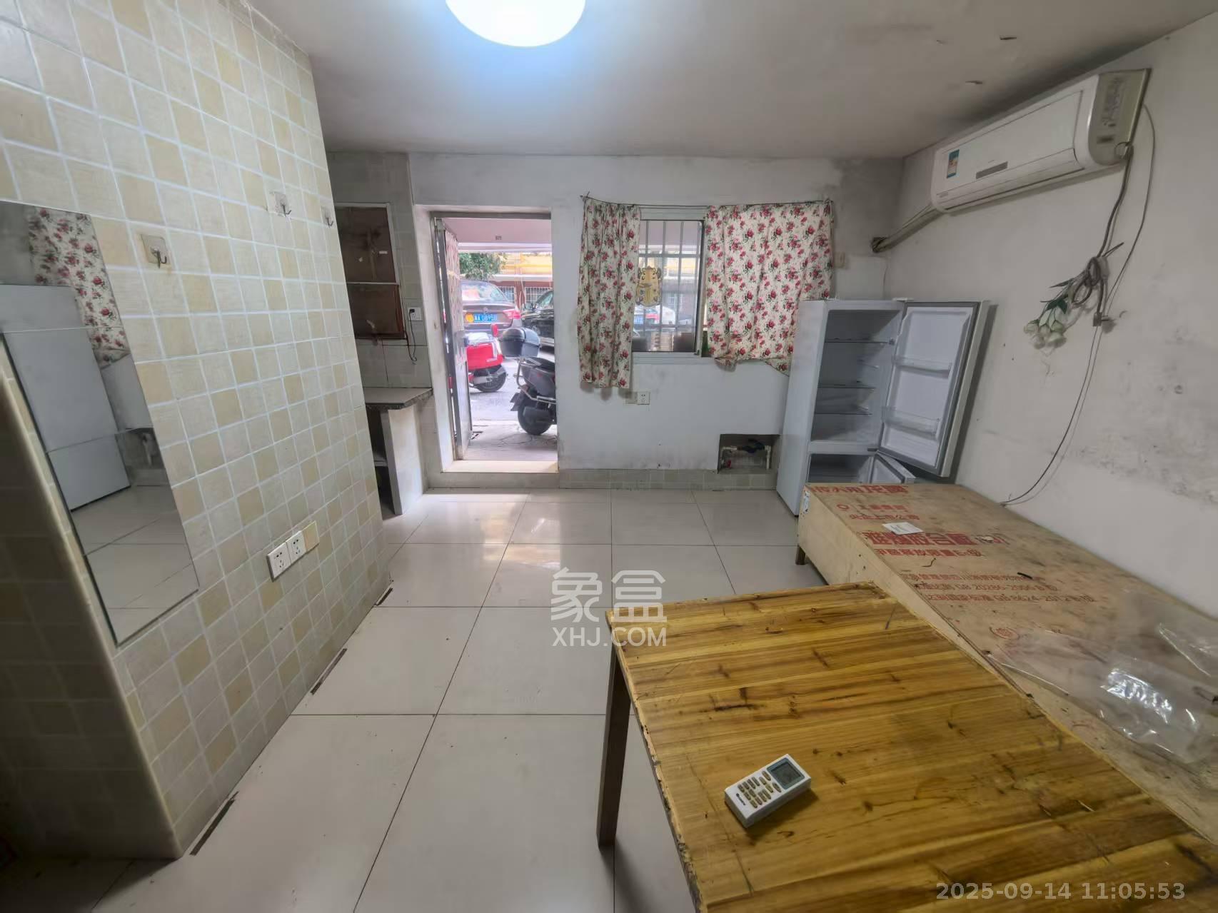 恩瑞麓山名园(龙王港小区) 2室1厅1卫 900.0元/月 恩瑞麓山名园(龙王港小区) 2室1厅1卫 900.0元/月室内图