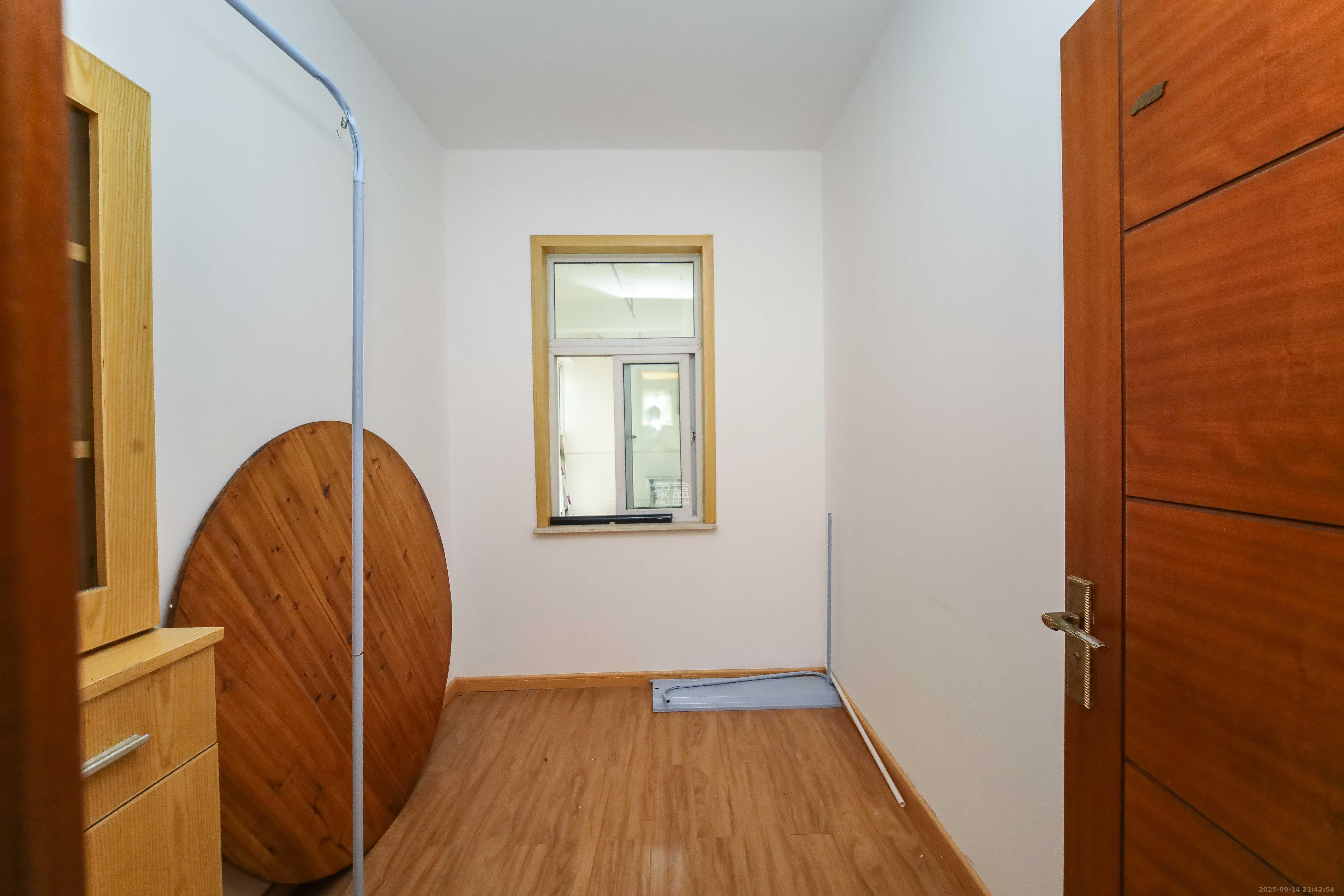 上河国际C区 4室2厅2卫 99.0万 上河国际C区 4室2厅2卫 99.0万卧室