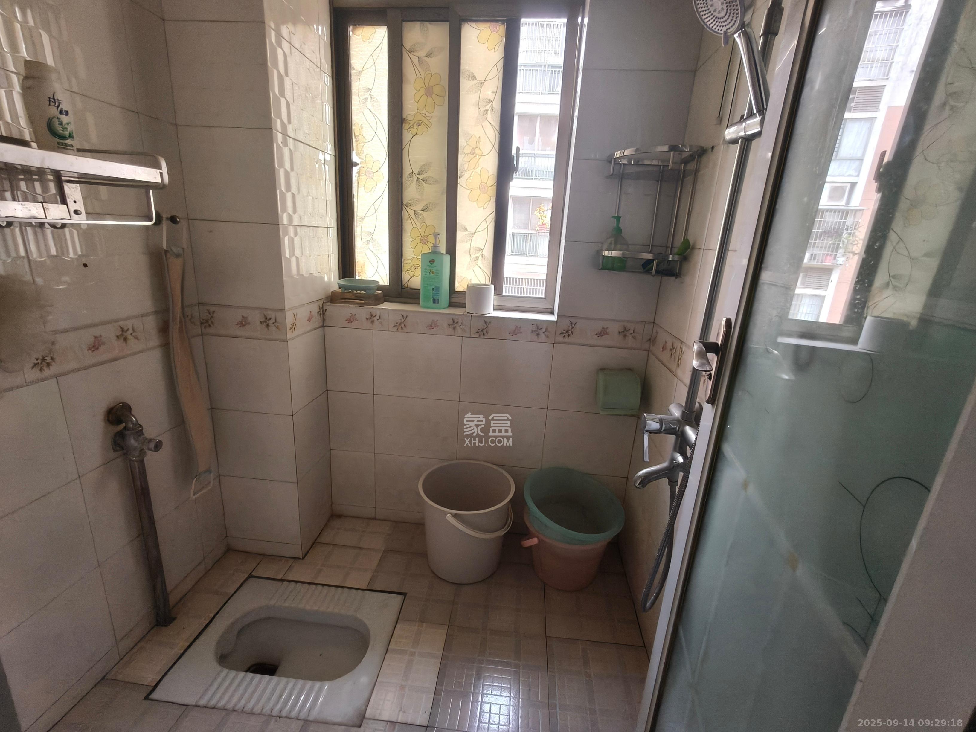 锦湘国际星城二期（锦雅苑）  2室2厅1卫    2000.0元/月室内图