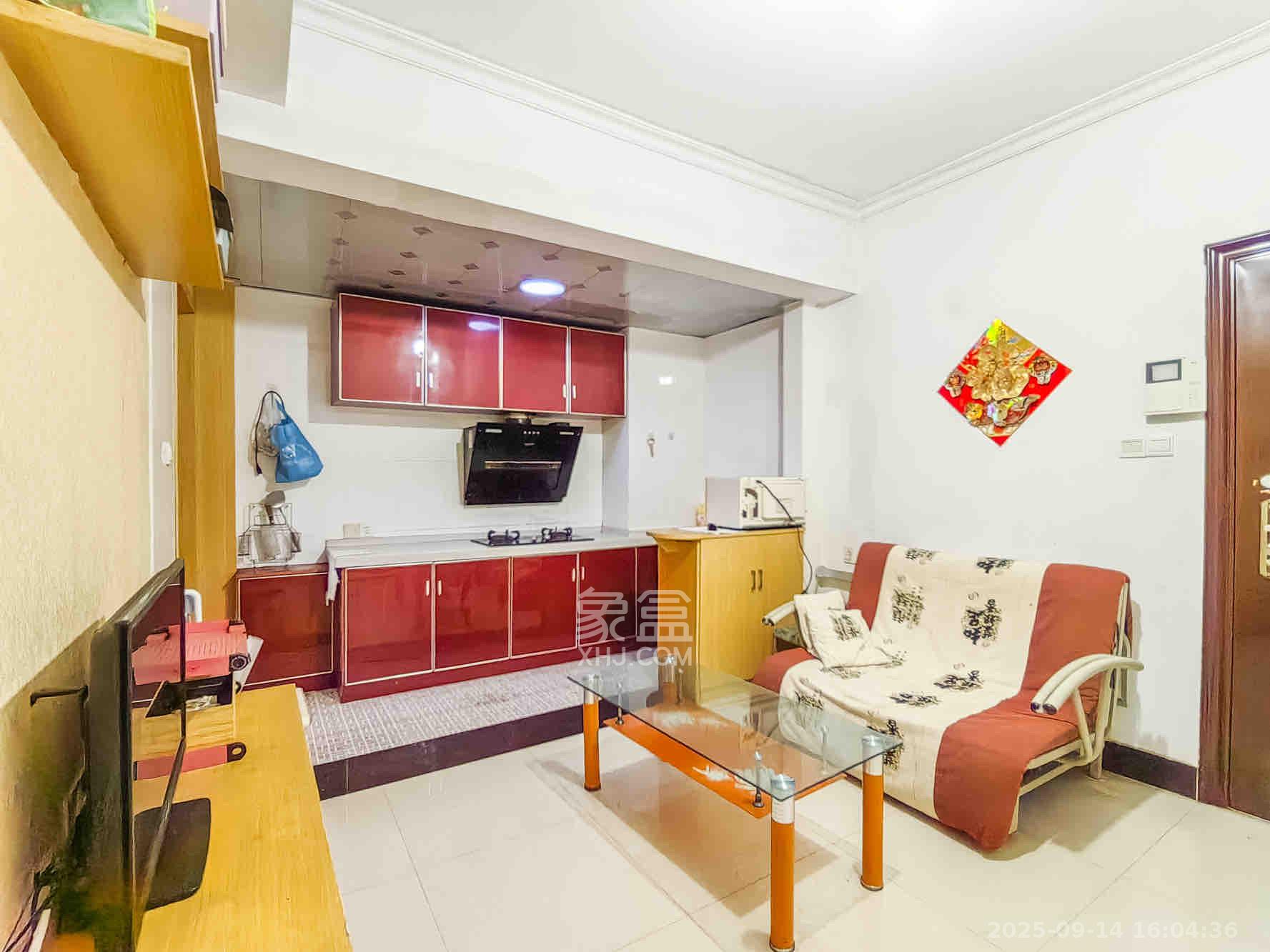 紫晶城 1室1厅1卫 1200.0元/月 紫晶城 1室1厅1卫 1200.0元/月室内图