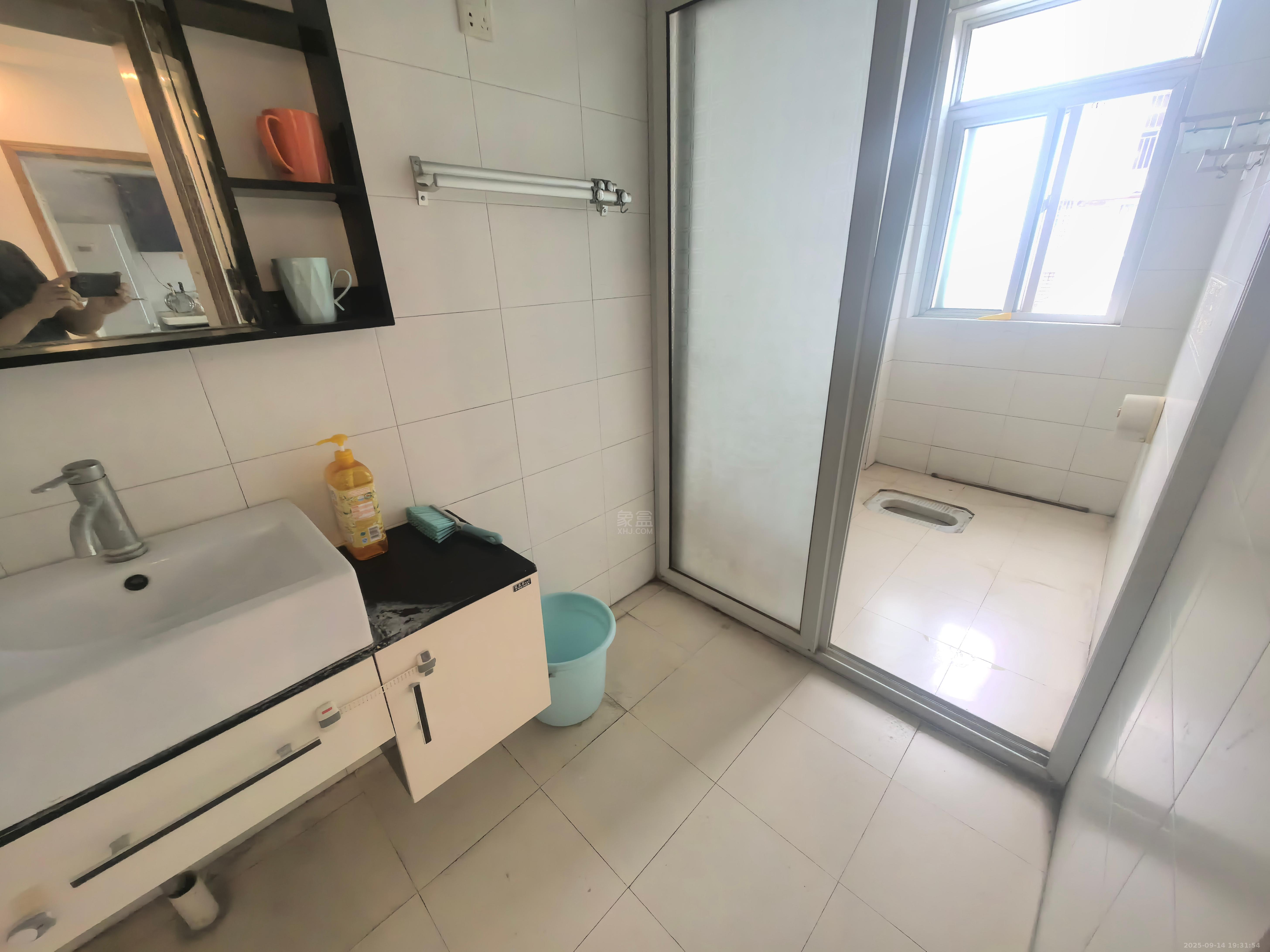 馨竹苑  3室2厅1卫    1000.0元/月室内图