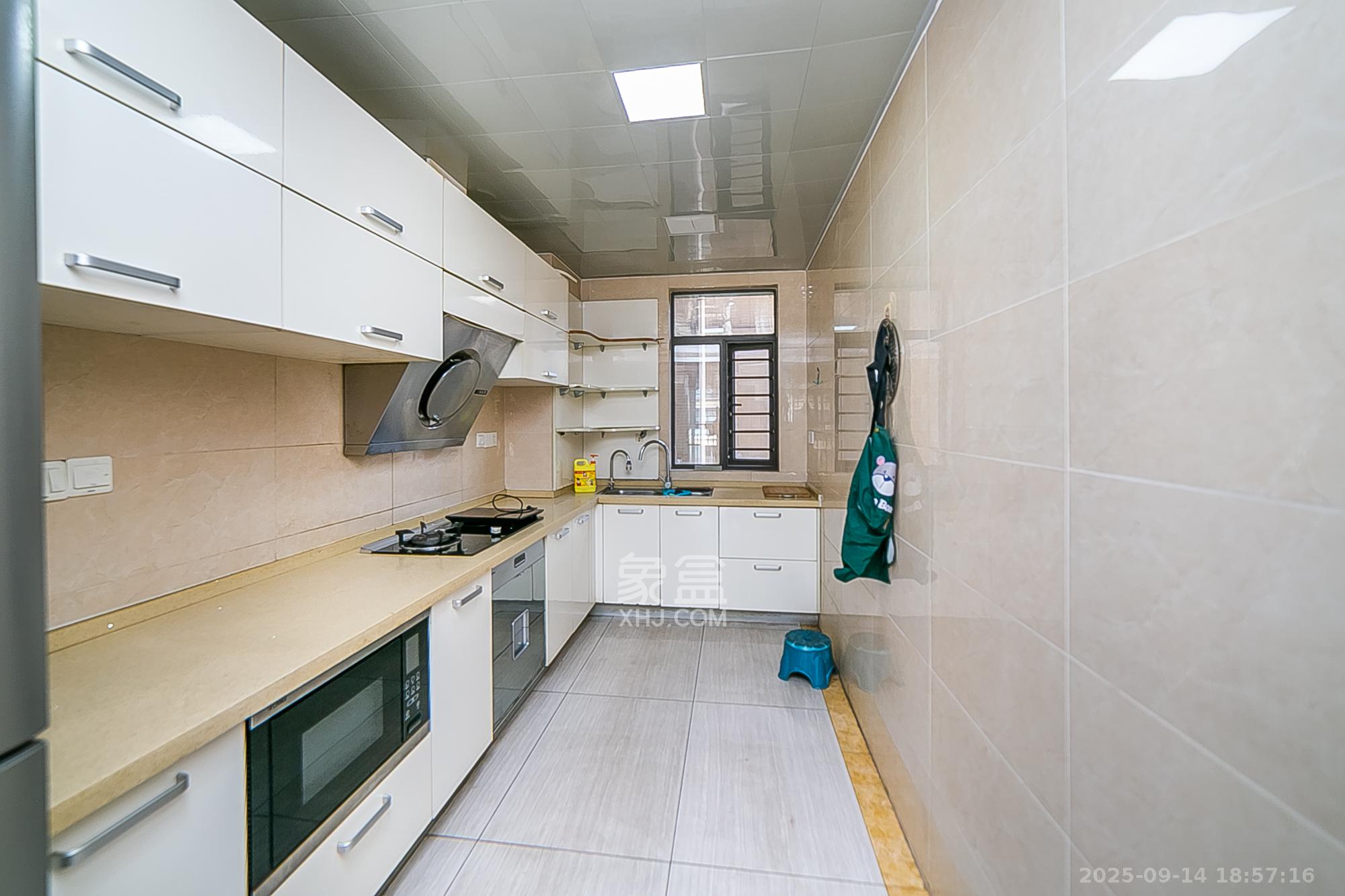 钱隆樽品(一、二、三期)  3室2厅2卫    108.0万 钱隆樽品(一、二、三期)  3室2厅2卫    108.0万其他