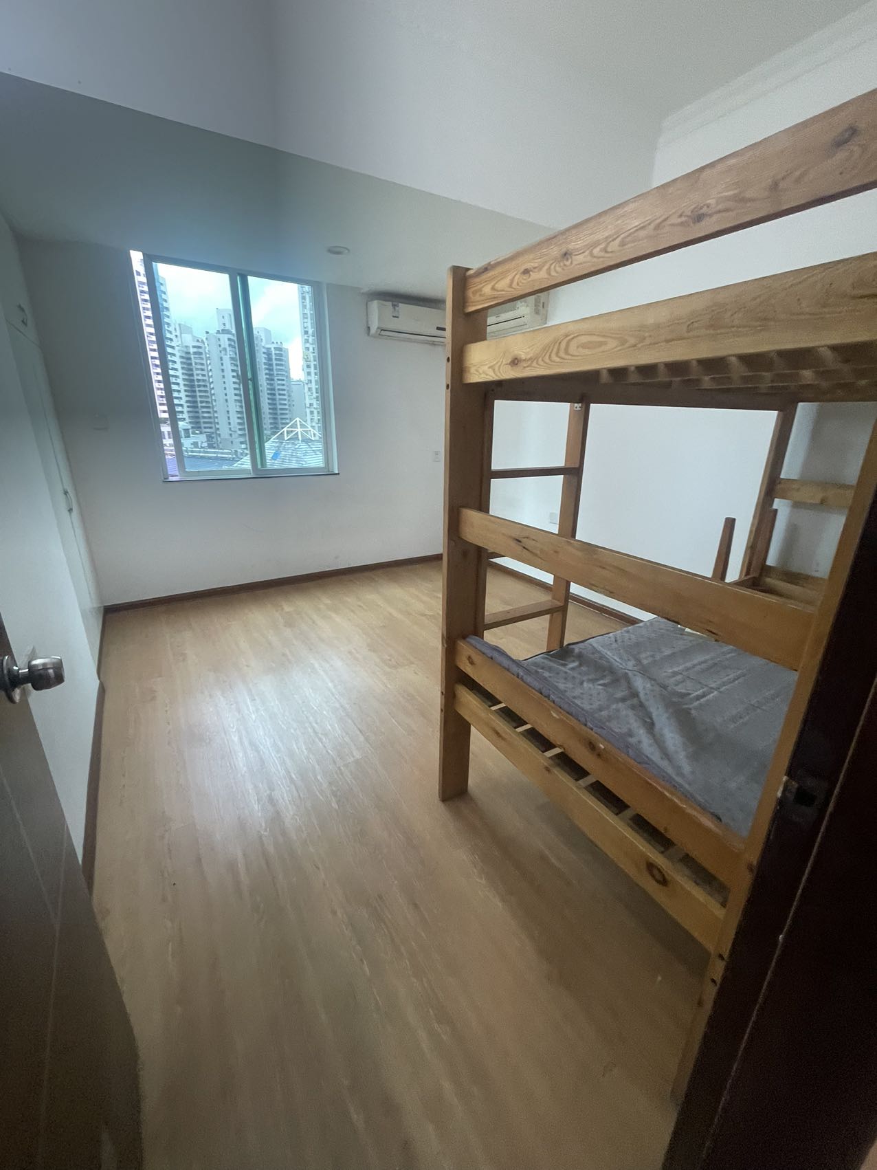 国贸经典 3室1厅1卫 2500.0元/月 国贸经典 3室1厅1卫 2500.0元/月室内图