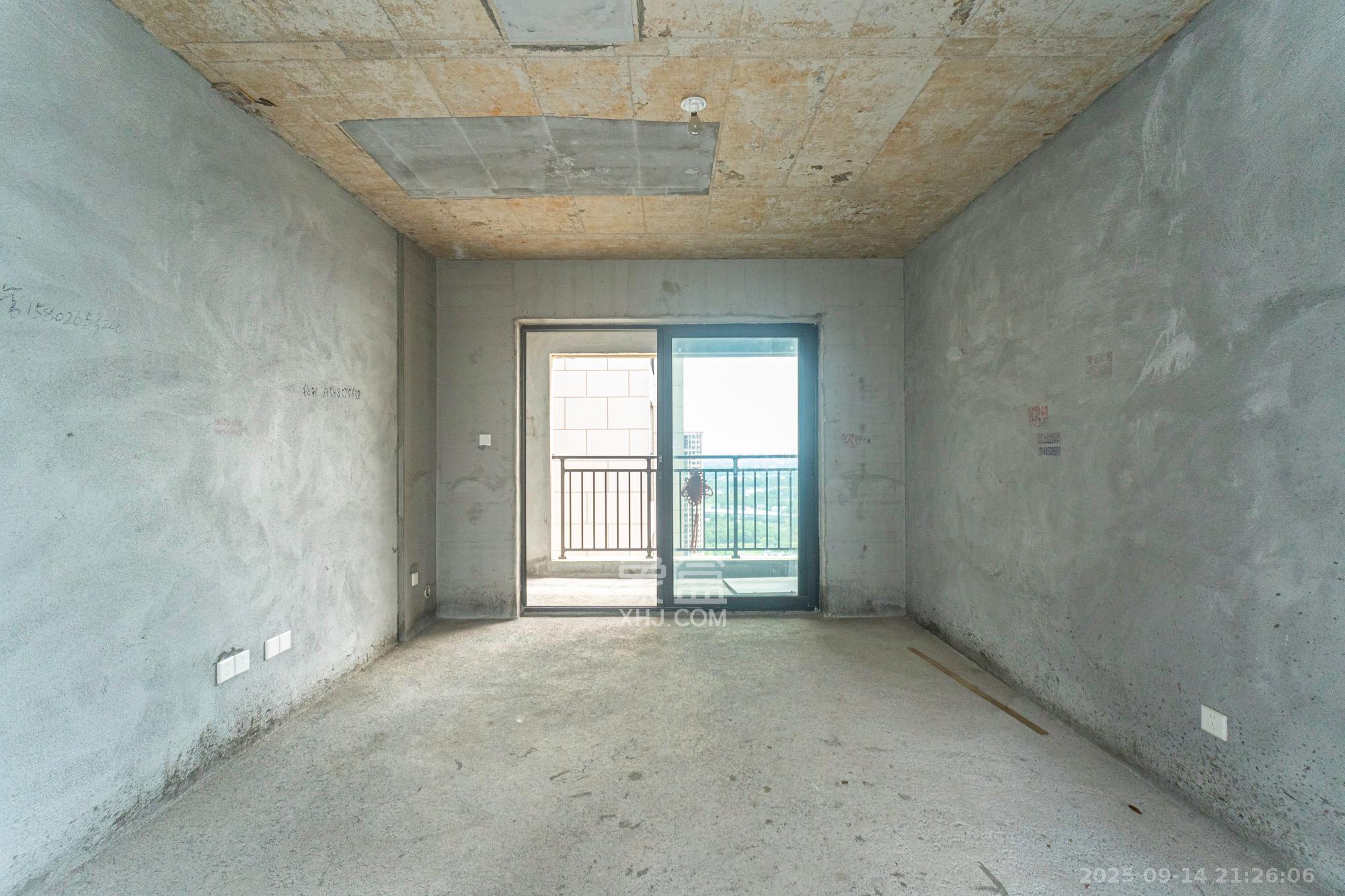 新城朗隽大都会  3室2厅2卫    72.0万 新城朗隽大都会  3室2厅2卫    72.0万