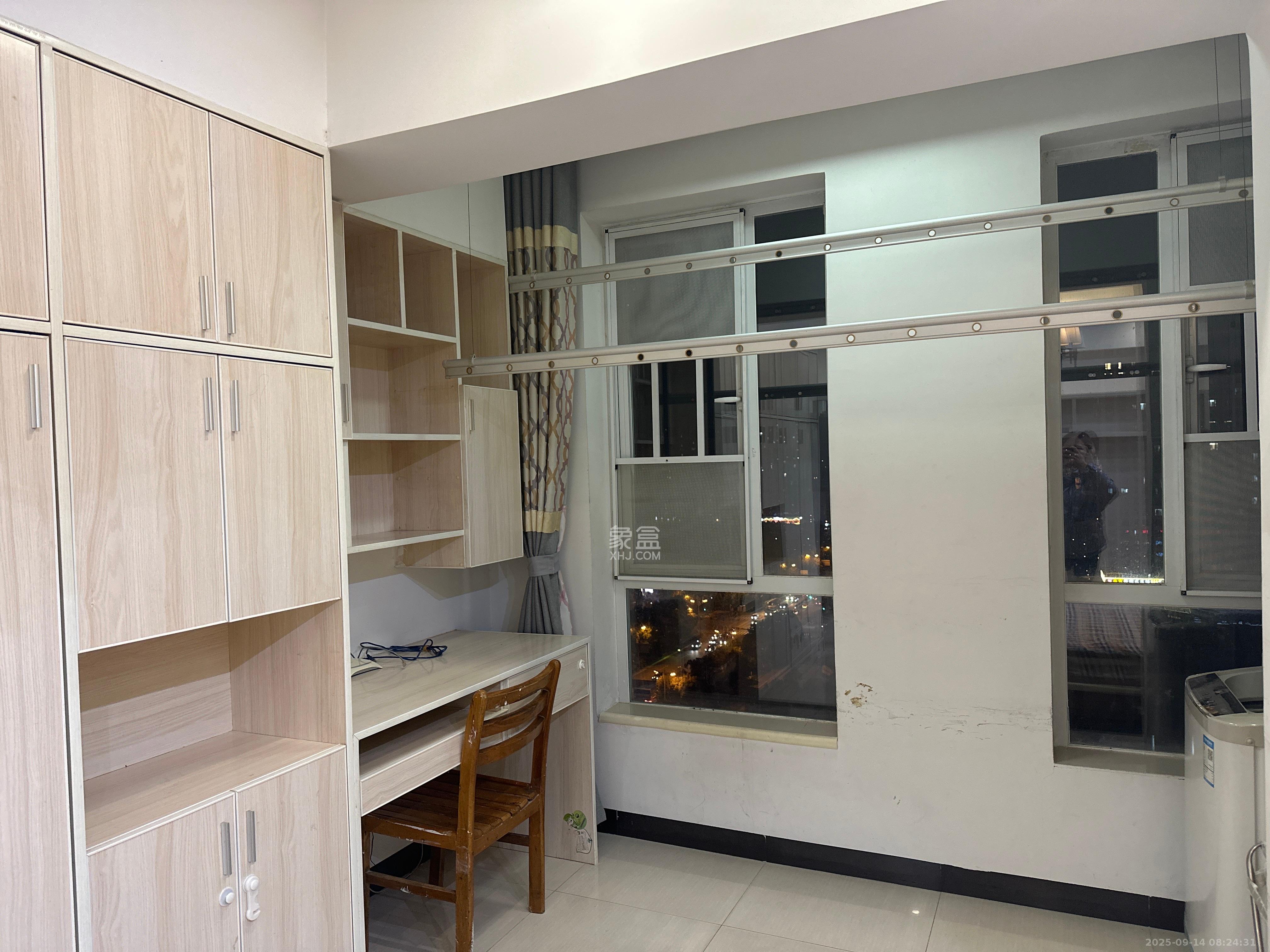 MOMA当代广场 1室0厅0卫 1200.0元/月 MOMA当代广场 1室0厅0卫 1200.0元/月室内图