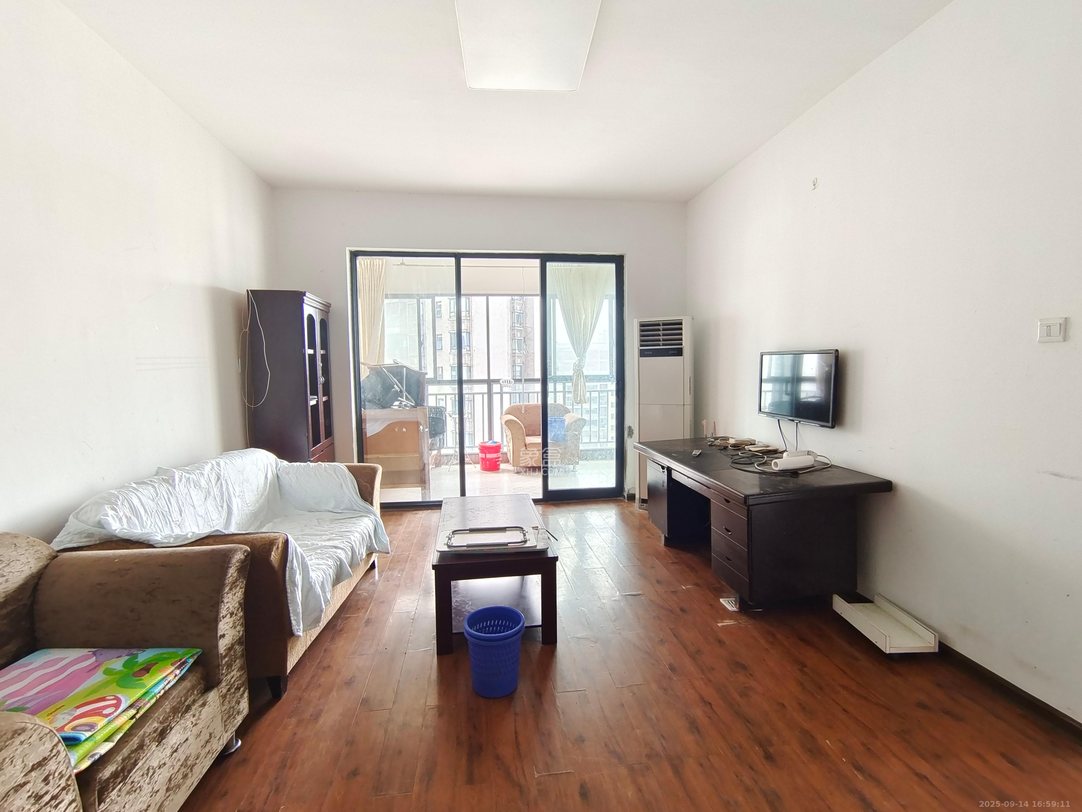 莱茵城 2室2厅1卫 1800.0元/月 莱茵城 2室2厅1卫 1800.0元/月室内图