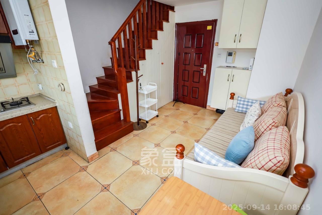 联美品格 1室1厅1卫 1600.0元/月 联美品格 1室1厅1卫 1600.0元/月室内图