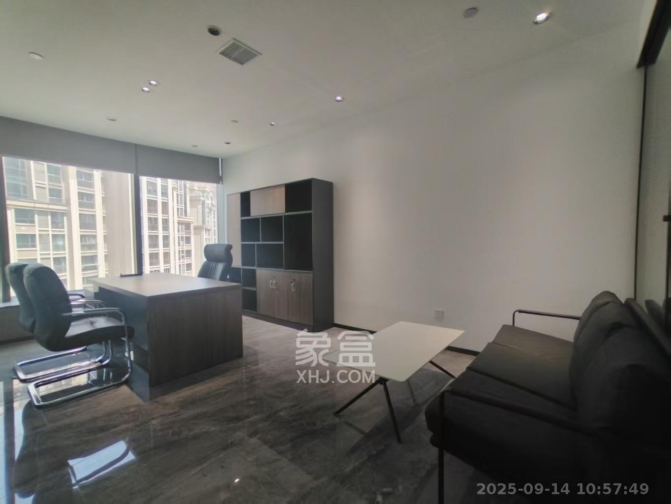 世茂铂曼 5室2厅1卫 11800.0元/月 世茂铂曼 5室2厅1卫 11800.0元/月室内图