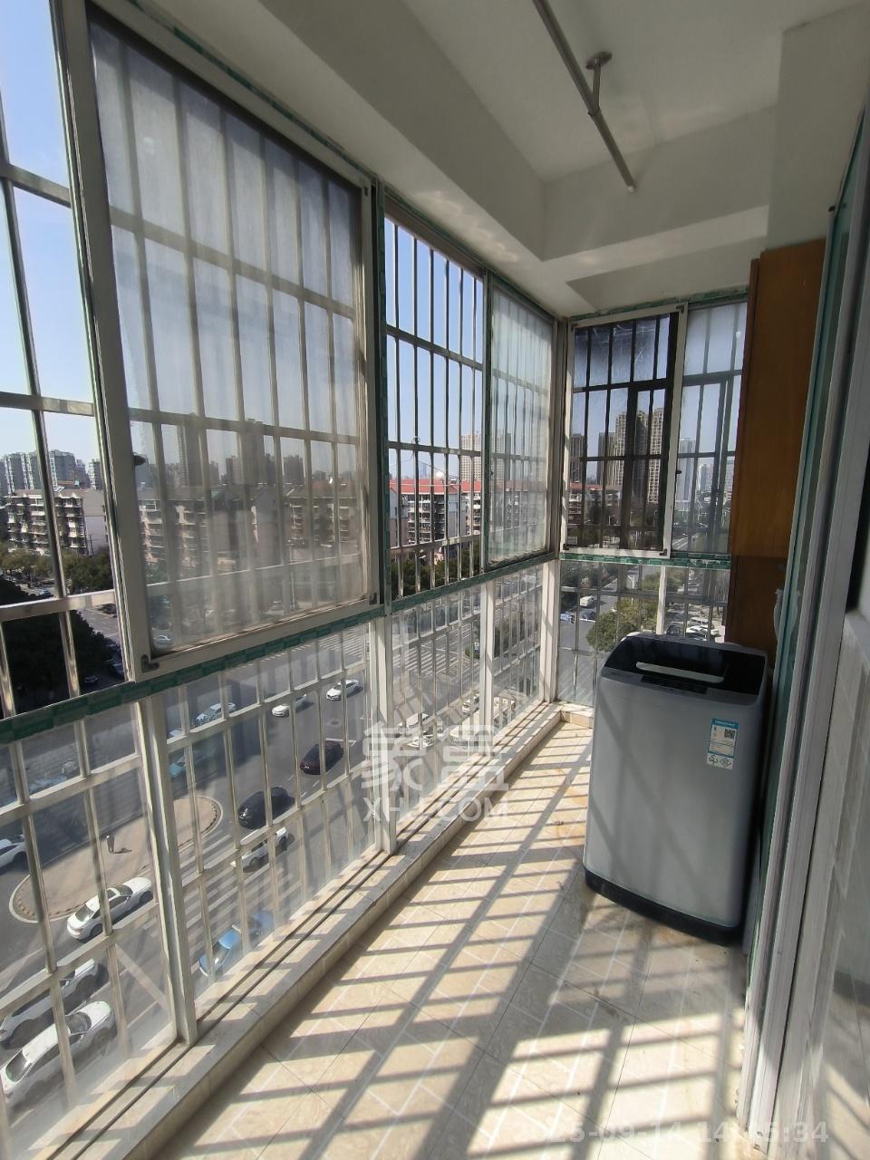 山水庭院  1室1厅1卫    1350.0元/月室内图