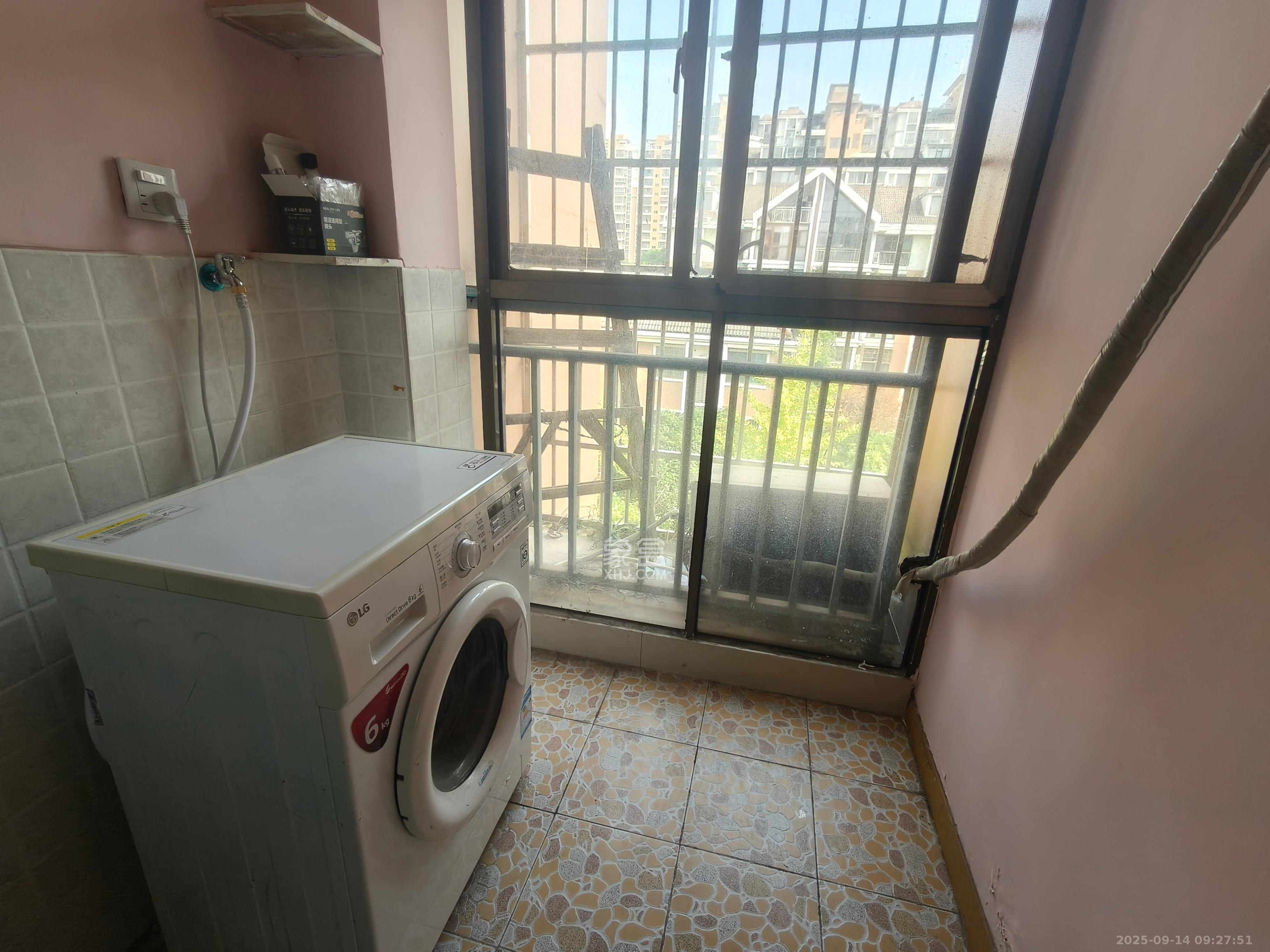 锦湘国际星城二期（锦雅苑）  2室2厅1卫    2100.0元/月室内图