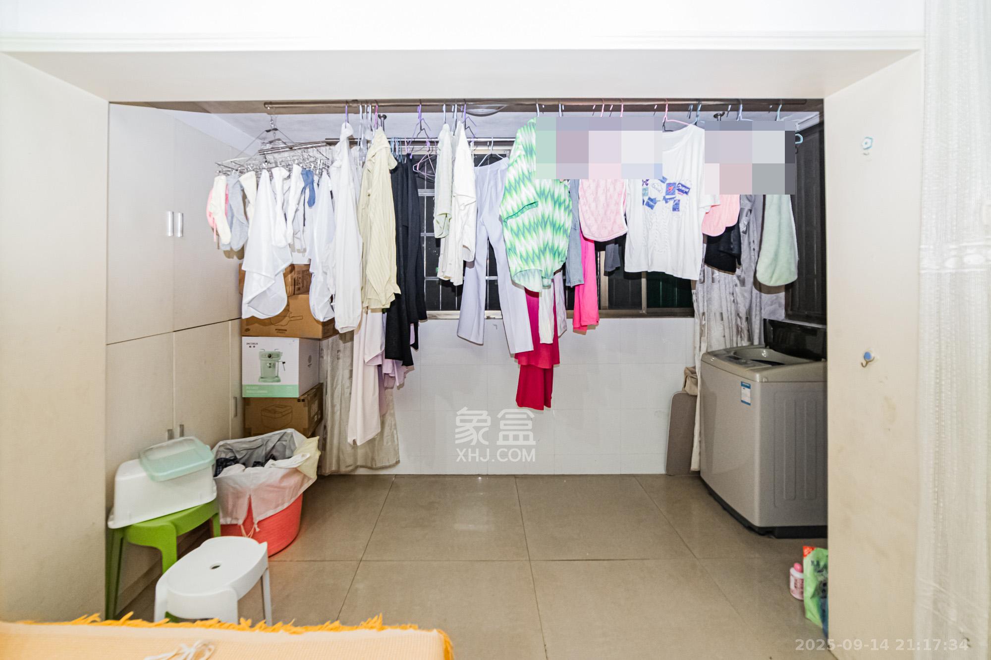 景香苑  2室2厅1卫    48.0万 景香苑  2室2厅1卫    48.0万阳台