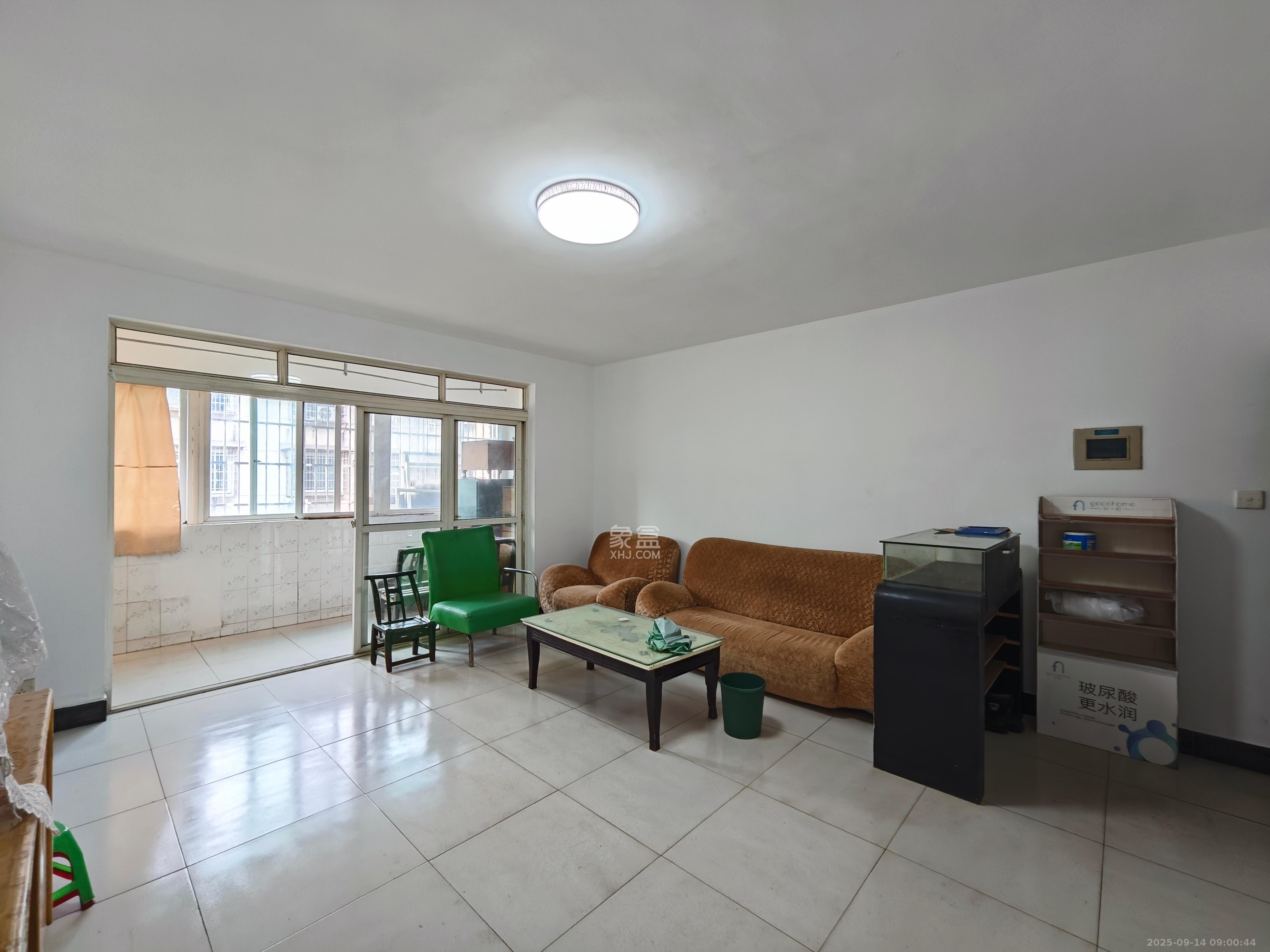 天鸿小区 2室1厅1卫 1600.0元/月 天鸿小区 2室1厅1卫 1600.0元/月室内图