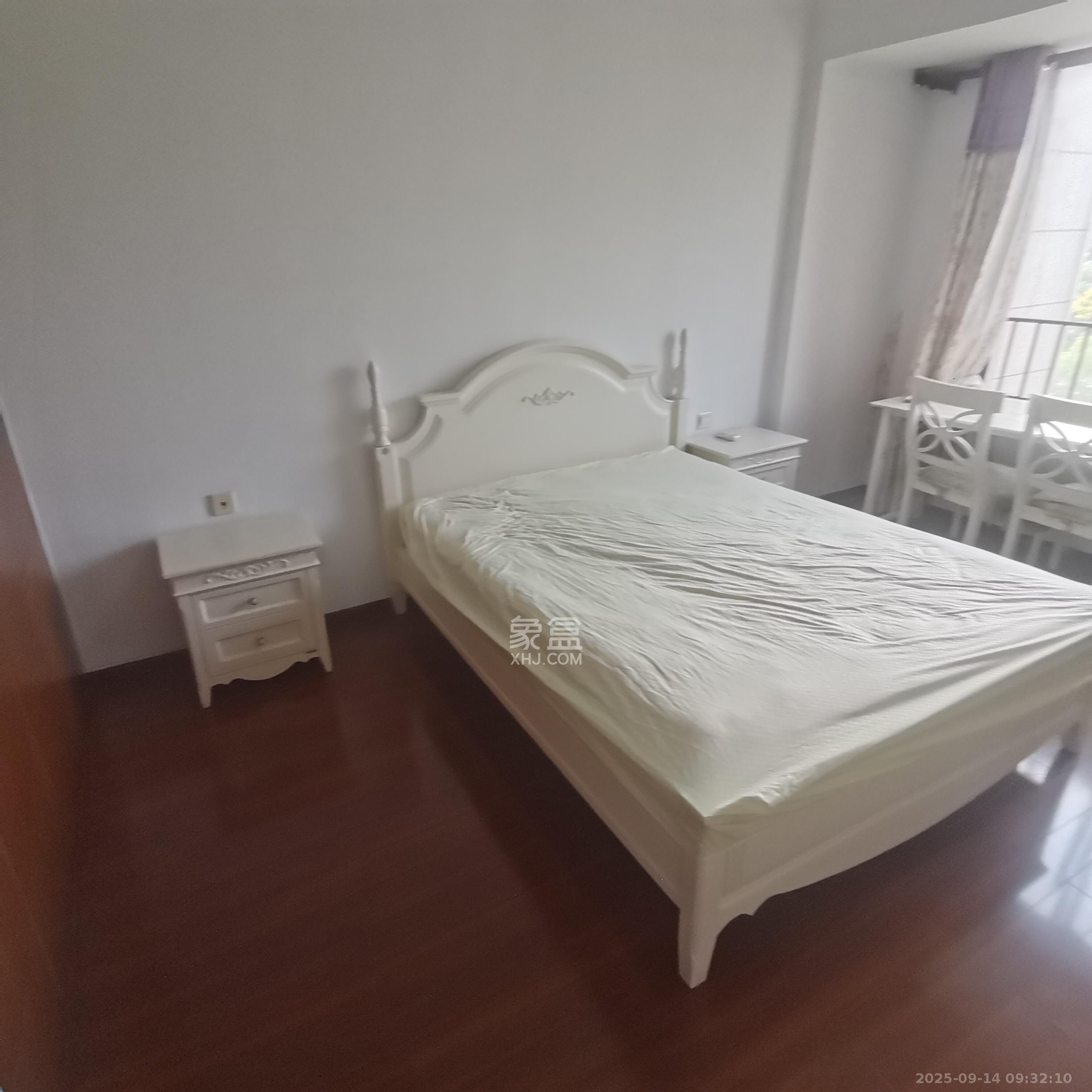 万科金域华府一期 3室2厅1卫 2200.0元/月 万科金域华府一期 3室2厅1卫 2200.0元/月室内图