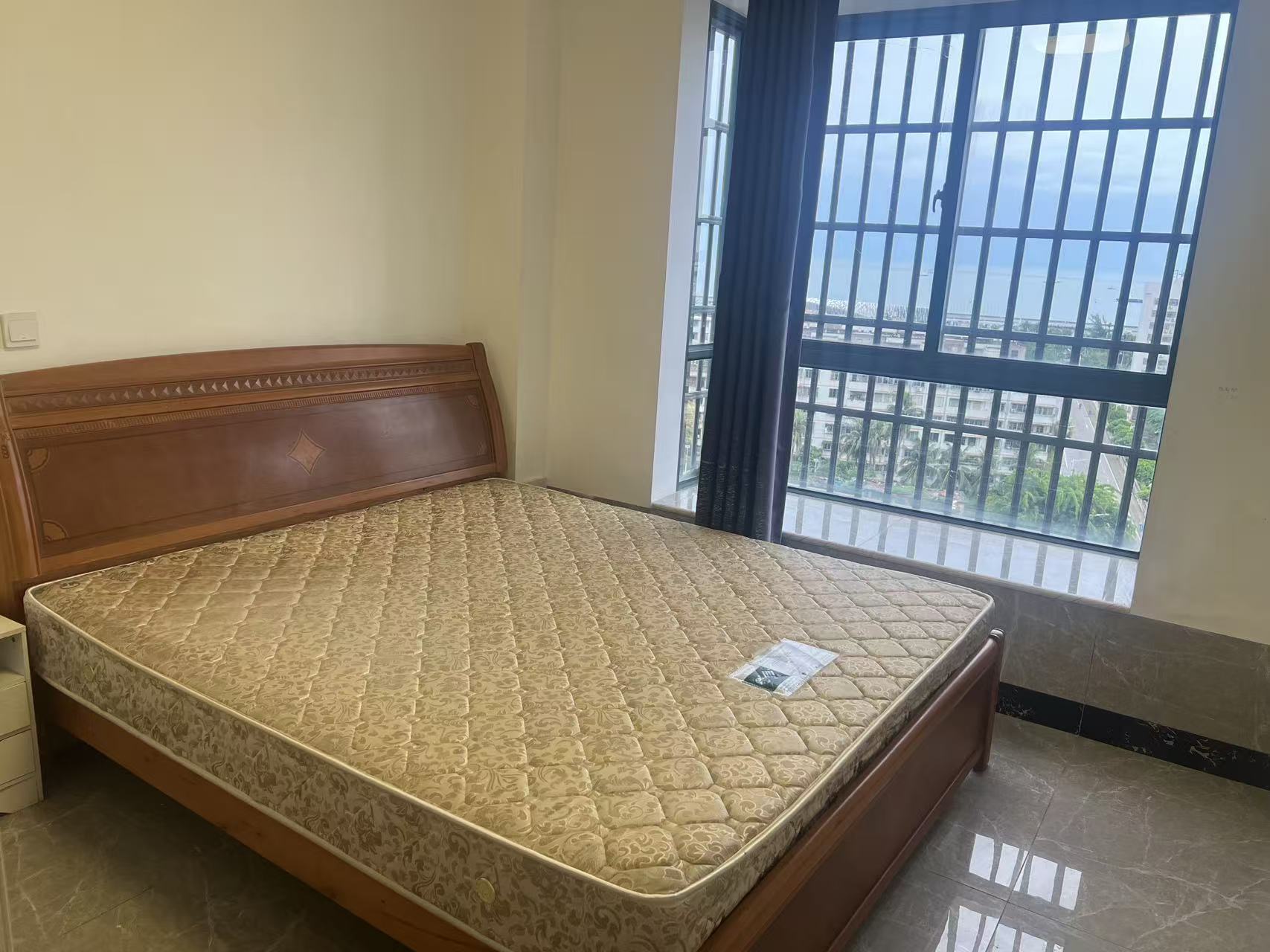 秀山观海苑  2室2厅1卫    115.0万 秀山观海苑  2室2厅1卫    115.0万卧室