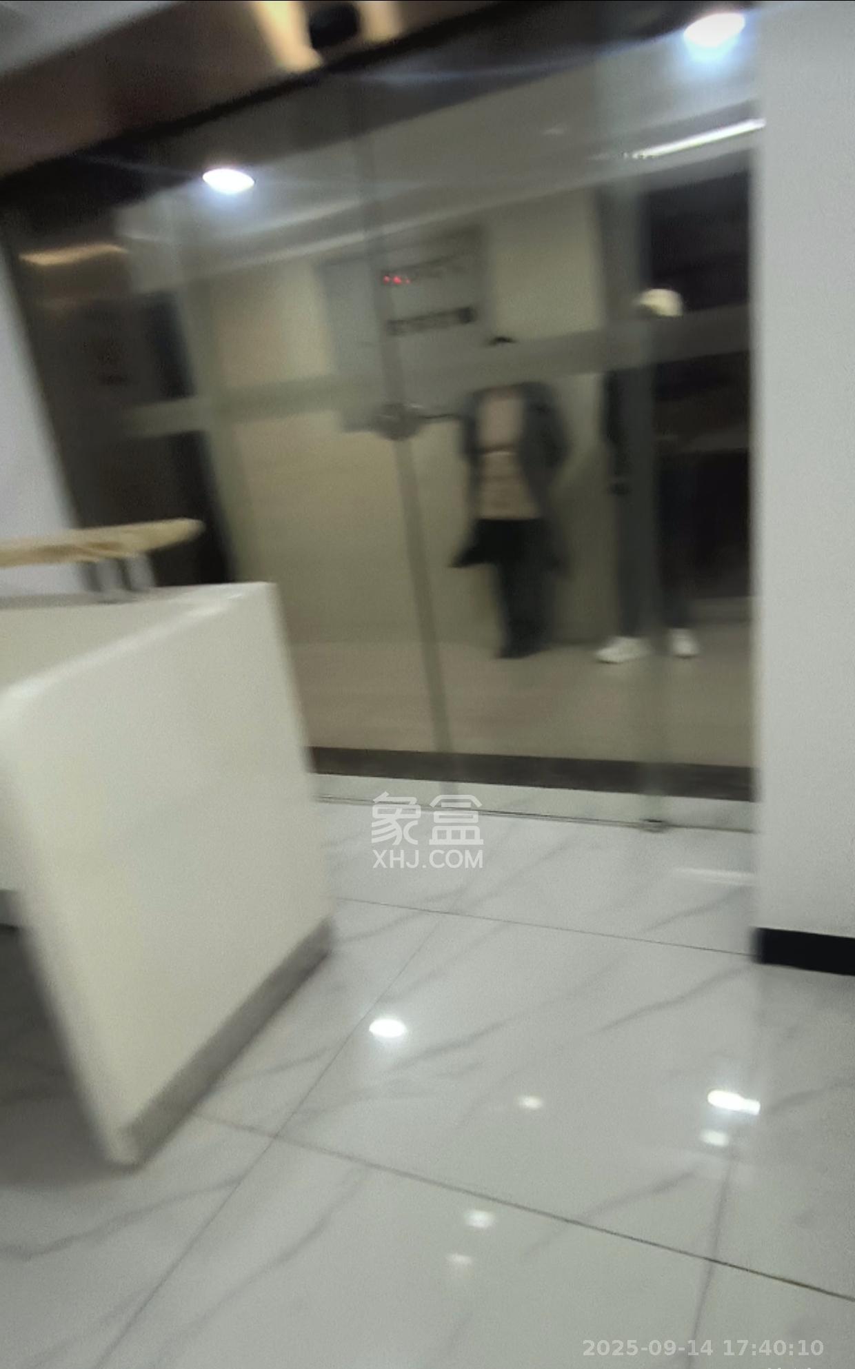 建发汇金国际 1室1厅1卫 4500.0元/月 建发汇金国际 1室1厅1卫 4500.0元/月室内图