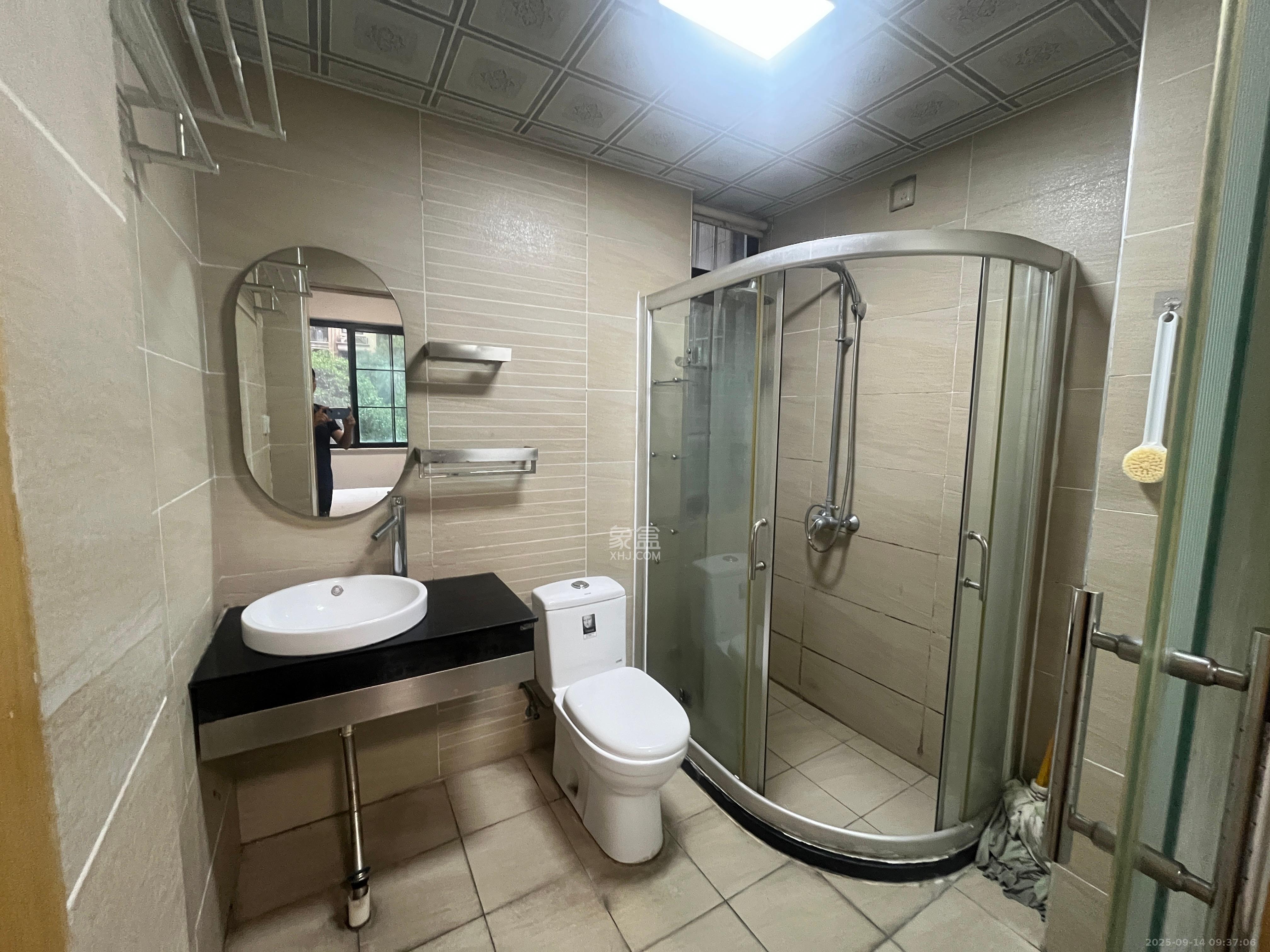 沁园春御院  3室2厅2卫    2600.0元/月室内图