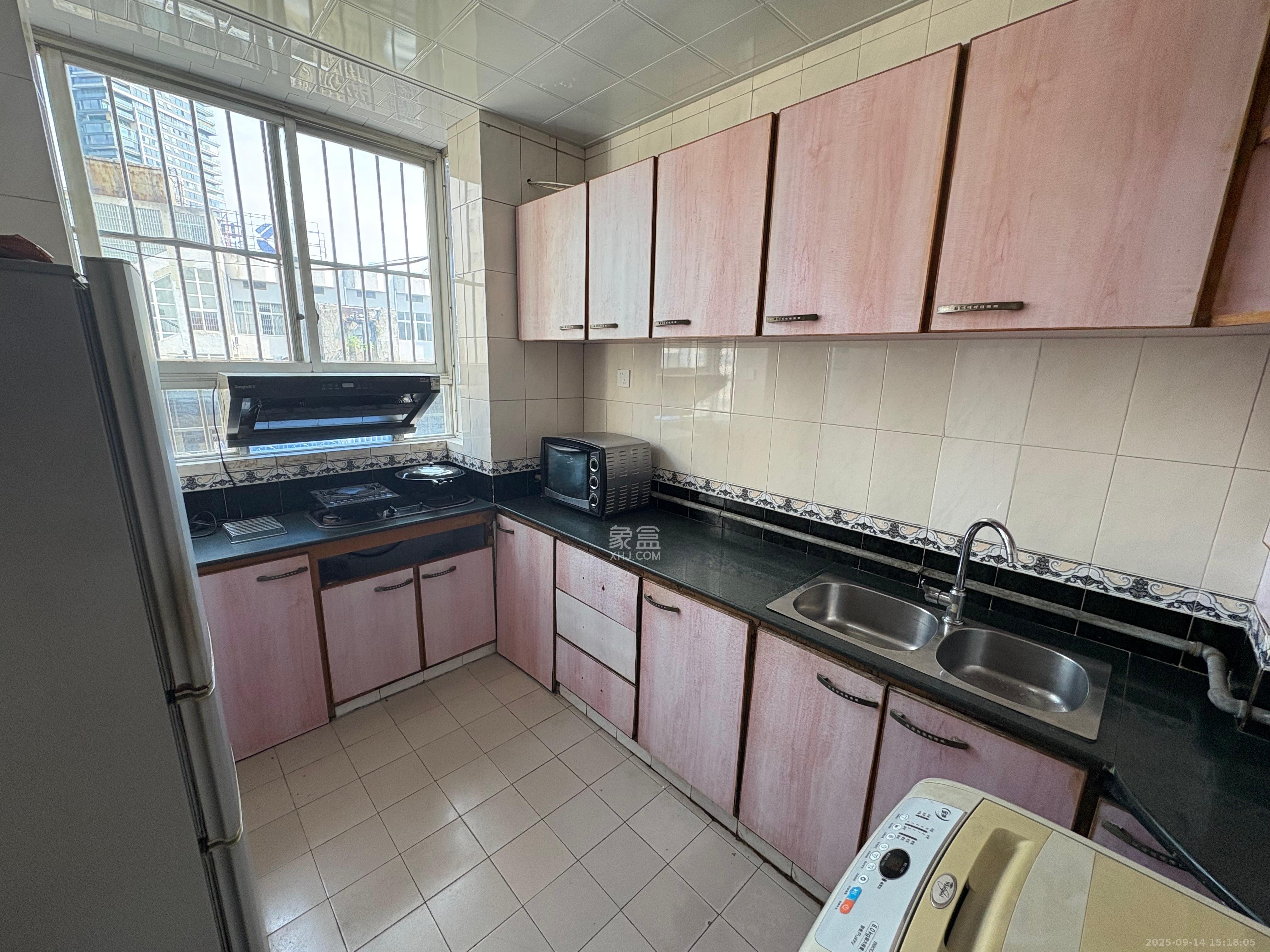 湘春路建行宿舍(佘家塘巷7号) 2室2厅1卫 1900.0元/月 湘春路建行宿舍(佘家塘巷7号) 2室2厅1卫 1900.0元/月室内图