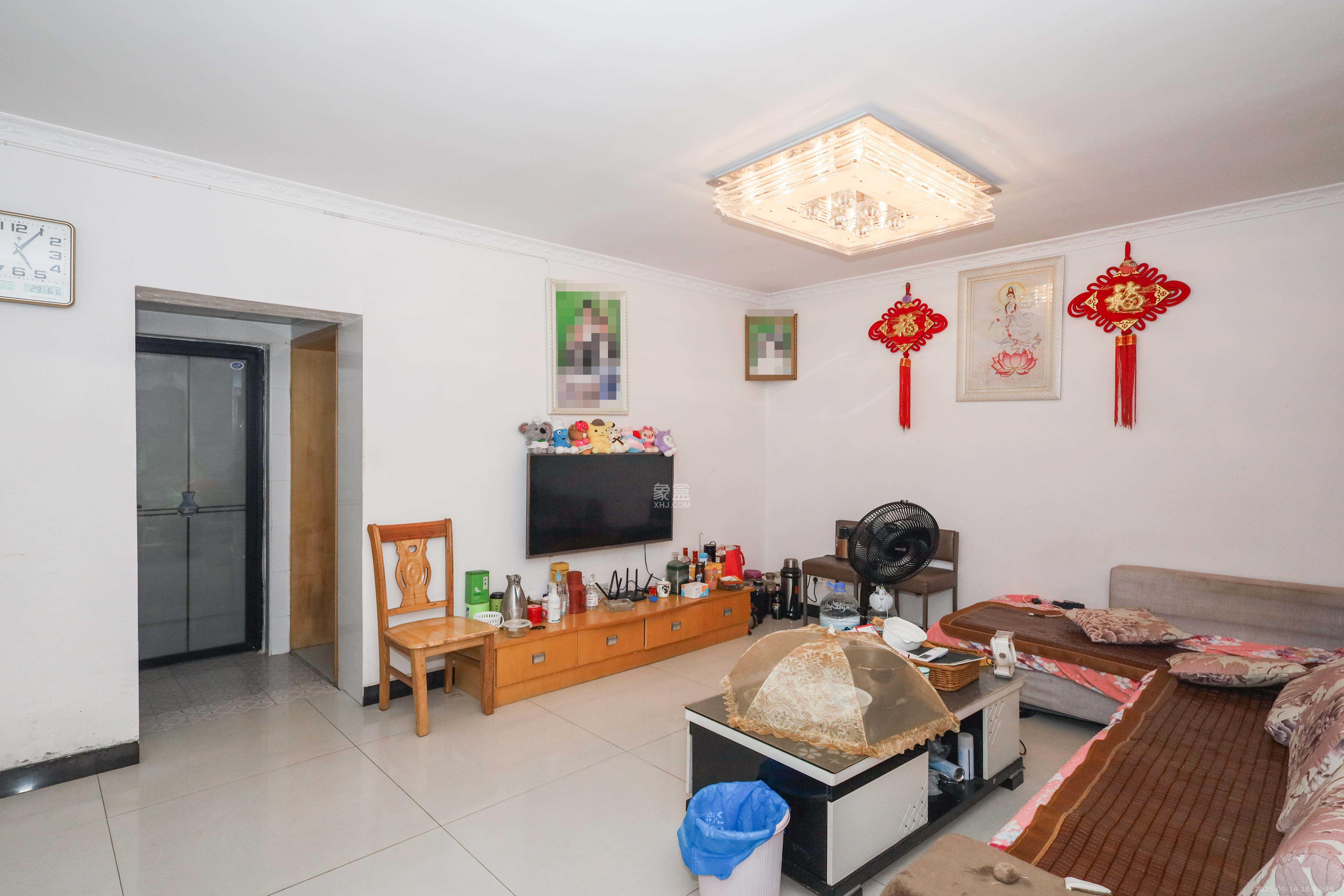 桔洲新苑(桔洲印象) 3室2厅1卫 42.0万 桔洲新苑(桔洲印象) 3室2厅1卫 42.0万客厅