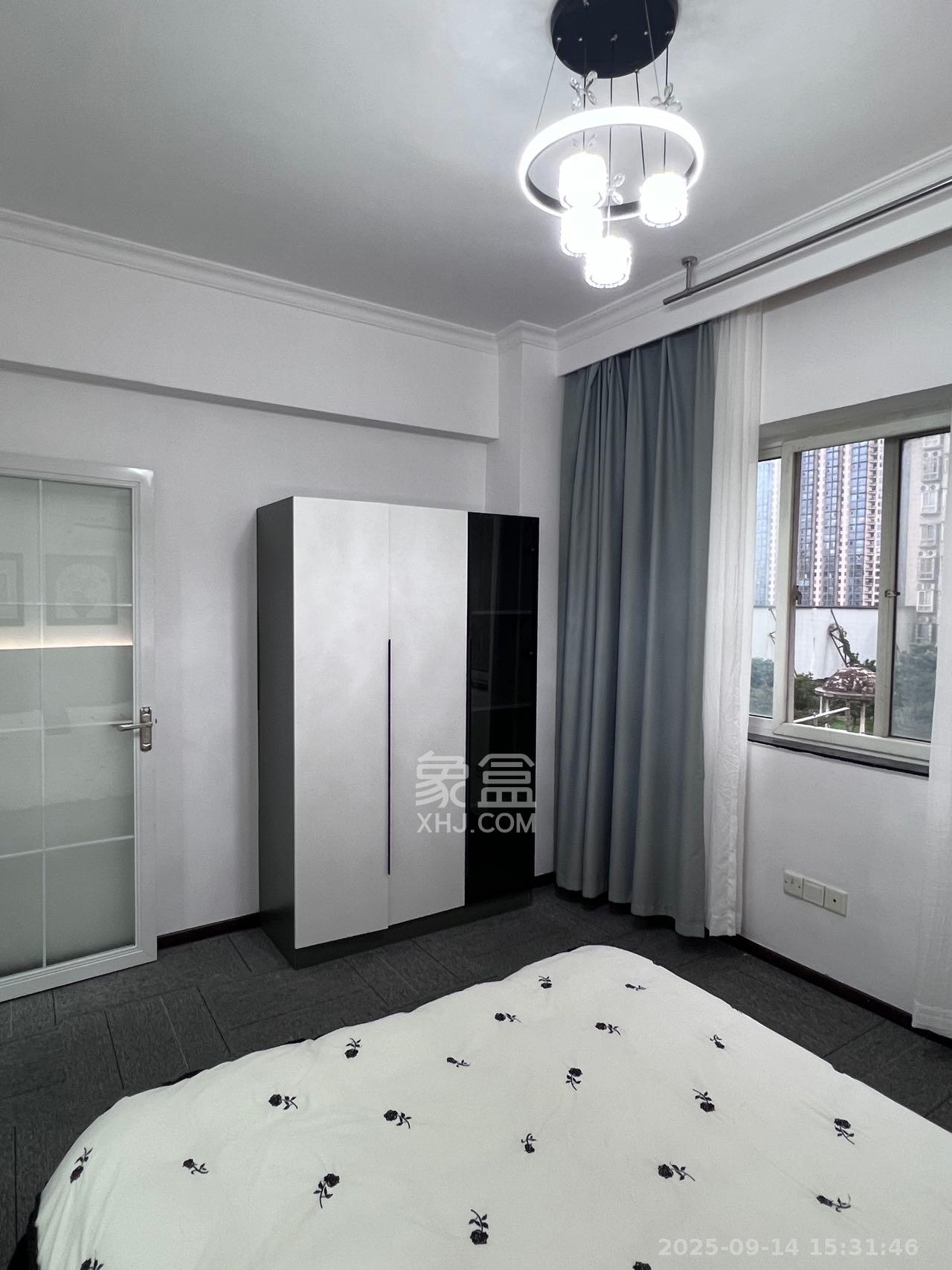 长远华樟名府  1室1厅1卫    1900.0元/月 长远华樟名府  1室1厅1卫    1900.0元/月室内图