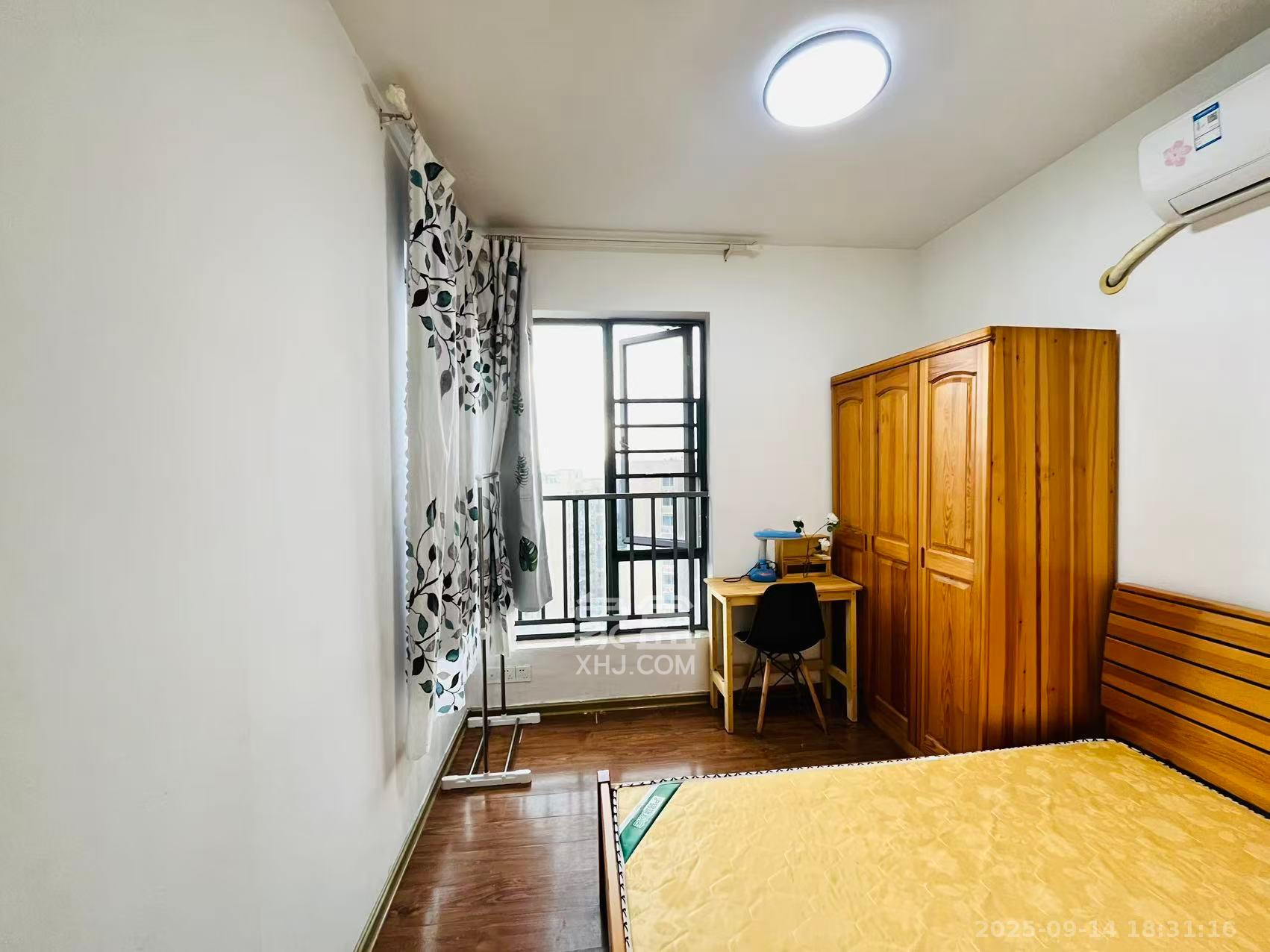 鑫远御文台一期  3室2厅1卫    2000.0元/月室内图