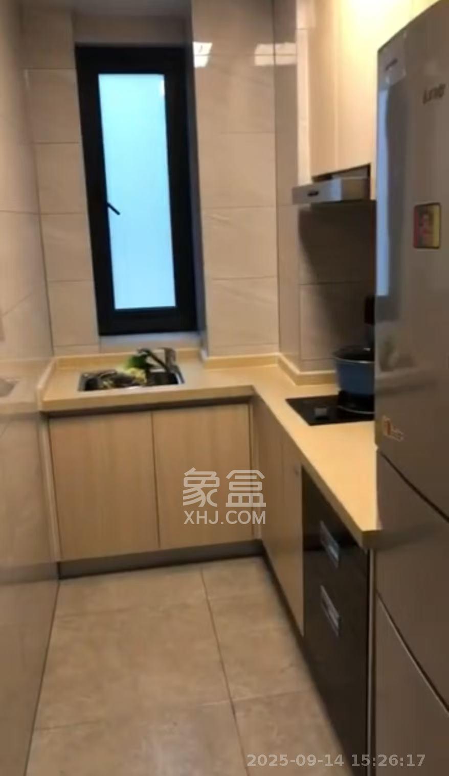 新长海漓湘悦  2室2厅1卫    1900.0元/月 新长海漓湘悦  2室2厅1卫    1900.0元/月室内图