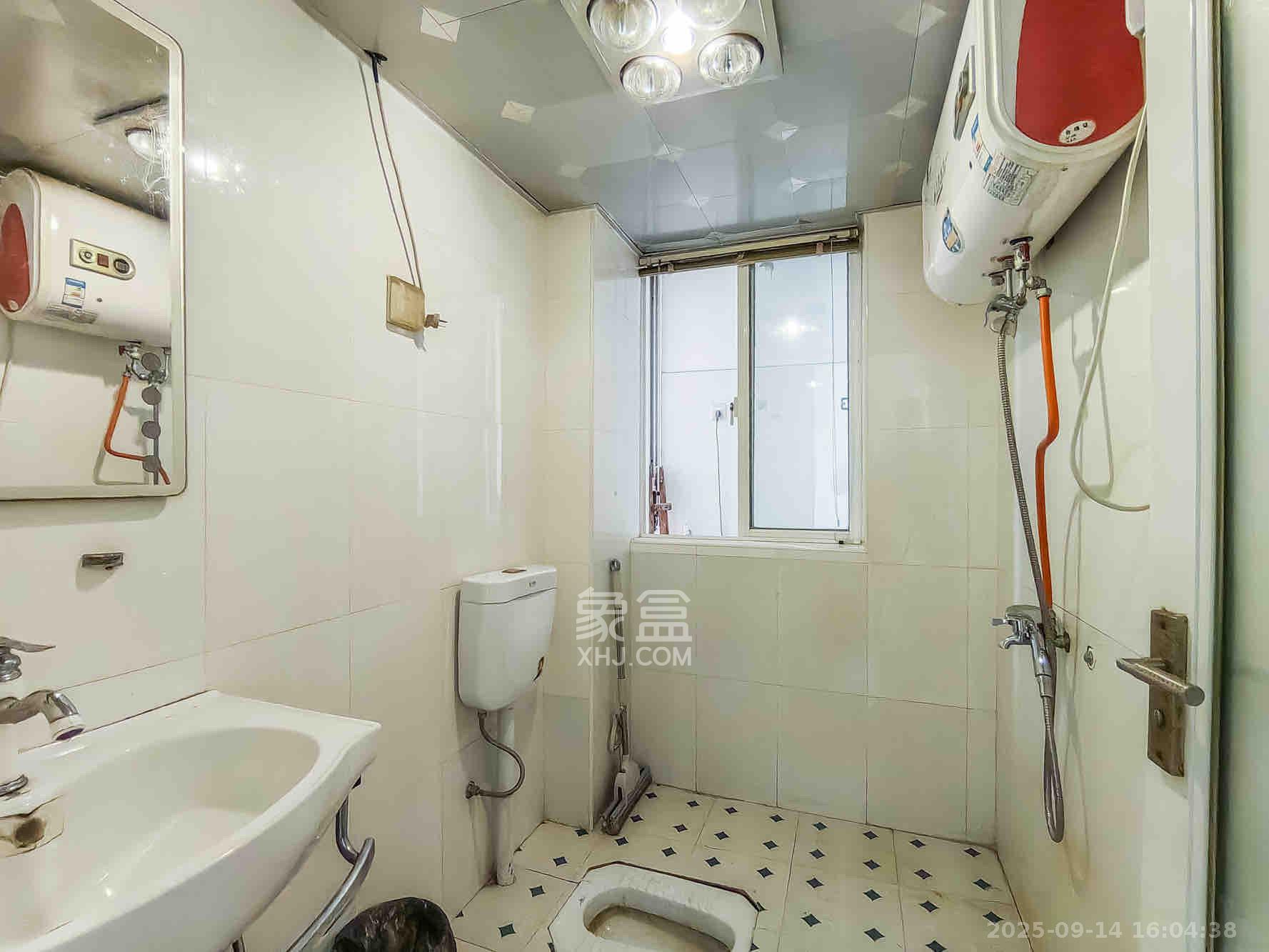 紫晶城 1室1厅1卫 1200.0元/月 紫晶城 1室1厅1卫 1200.0元/月室内图