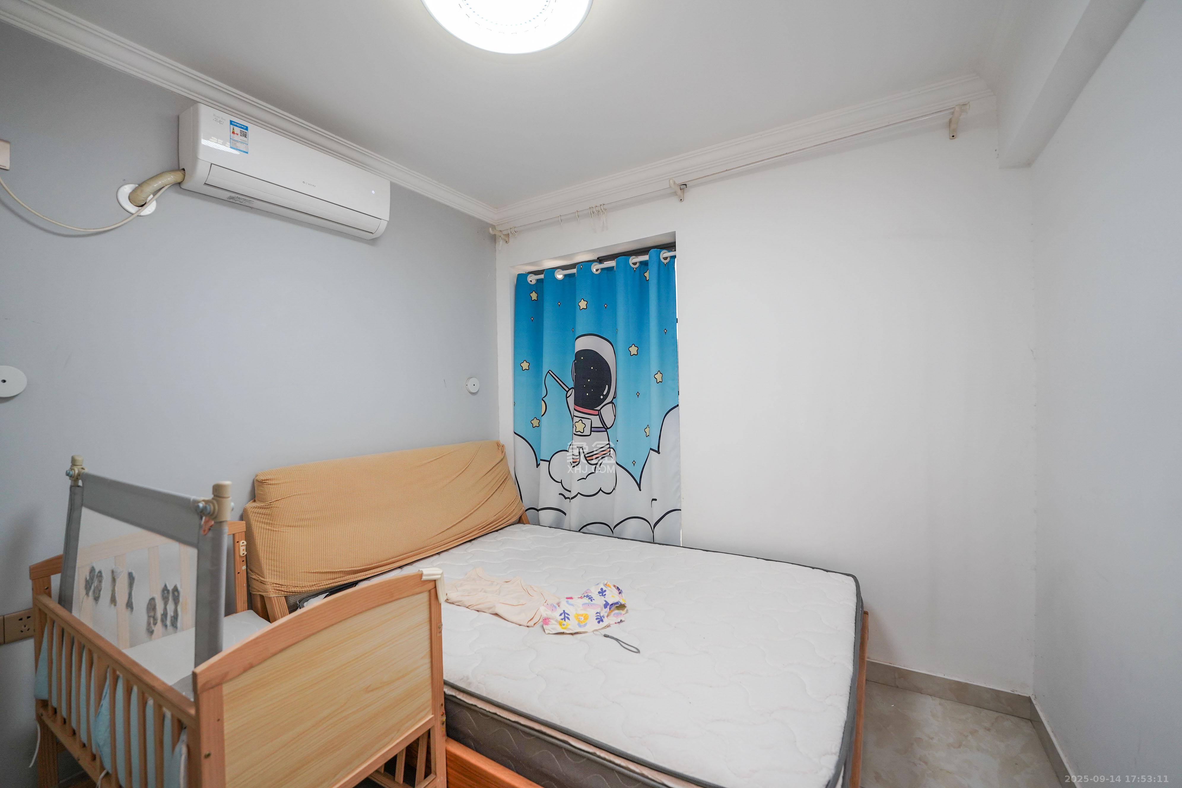 金谷豪庭  2室2厅1卫    48.0万卧室