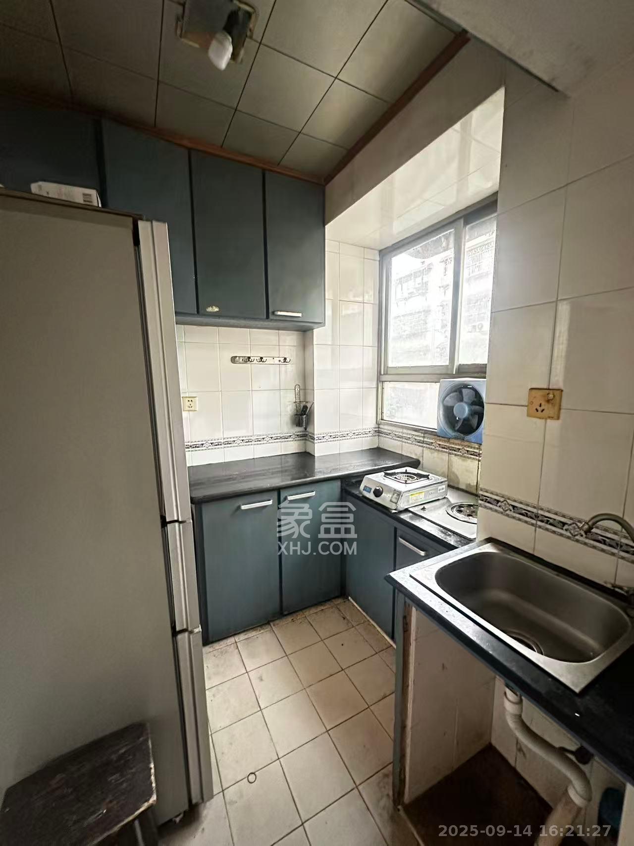 左家塘散盘(营山巷、曾家湾巷、妹子山巷) 2室1厅1卫 1700.0元/月 左家塘散盘(营山巷、曾家湾巷、妹子山巷) 2室1厅1卫 1700.0元/月室内图