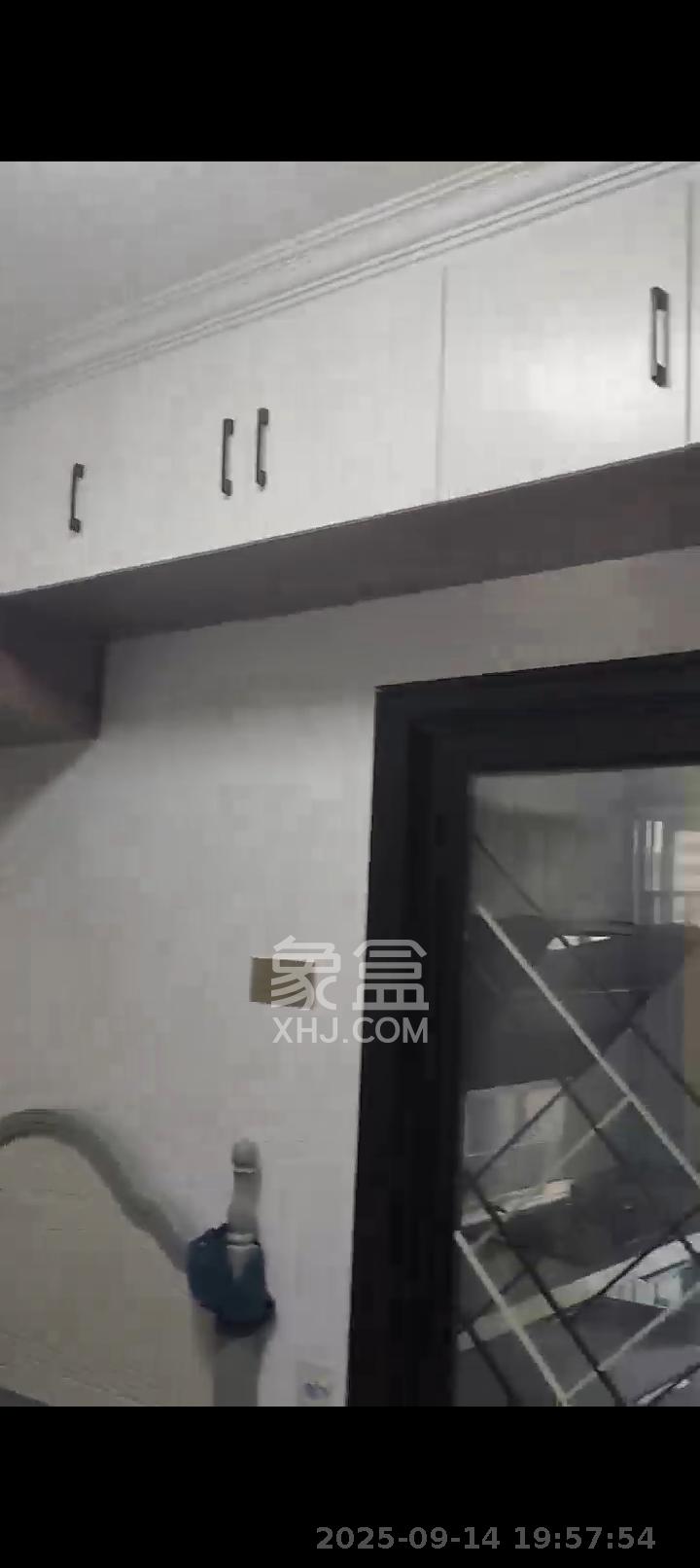 江山帝景雅典  2室1厅1卫   1400.00元/月室内图