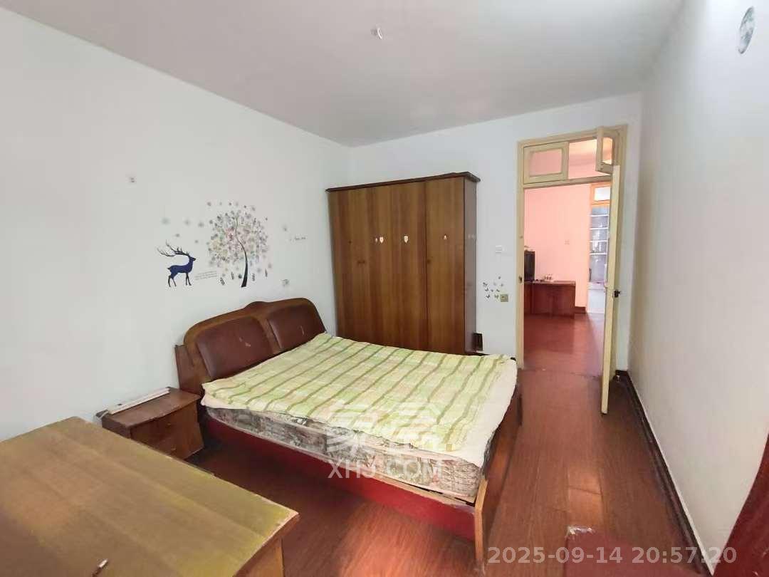 韭菜园 1室0厅0卫 2000.0元/月 韭菜园 1室0厅0卫 2000.0元/月室内图