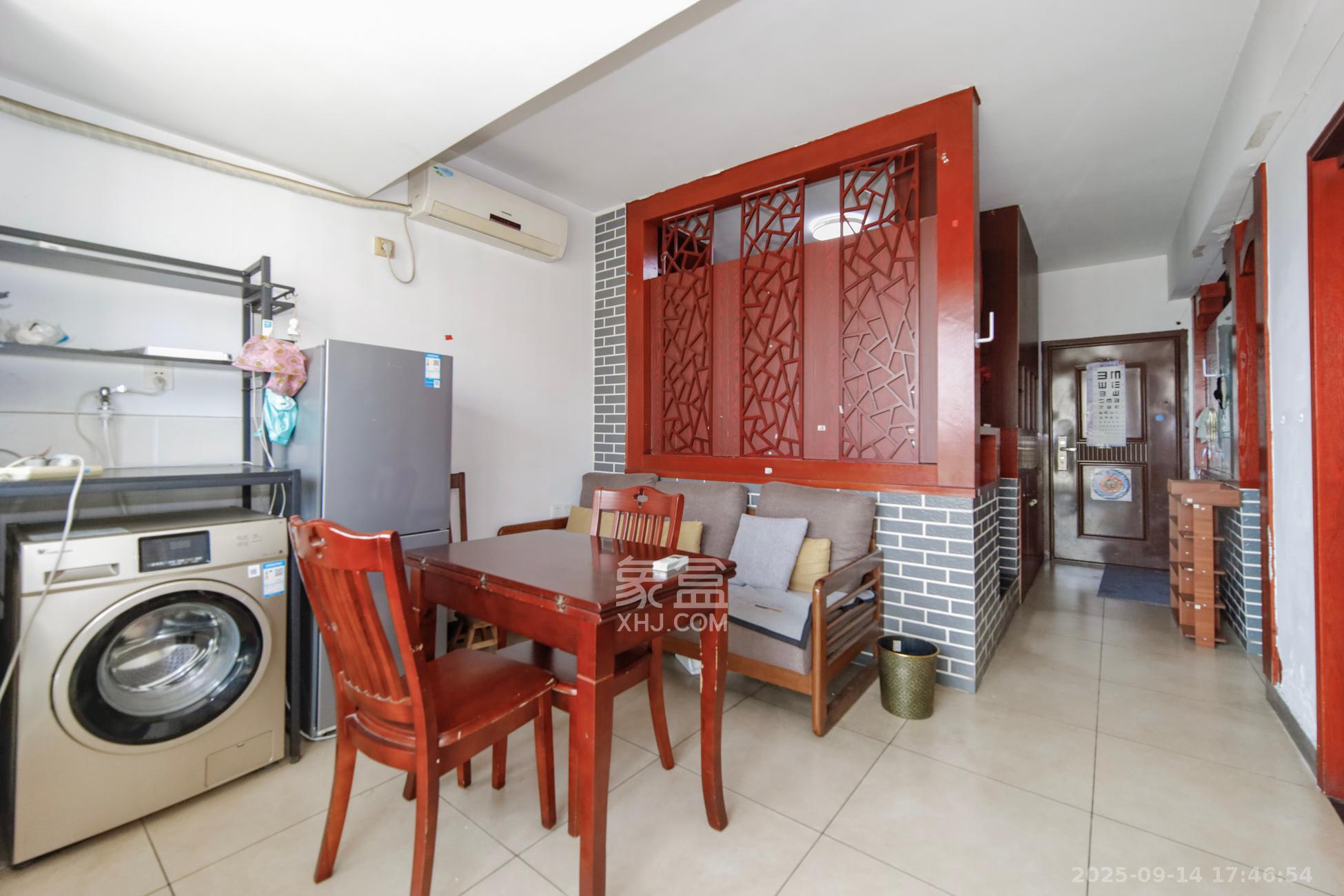 巢之恋  1室1厅1卫    29.8万客厅