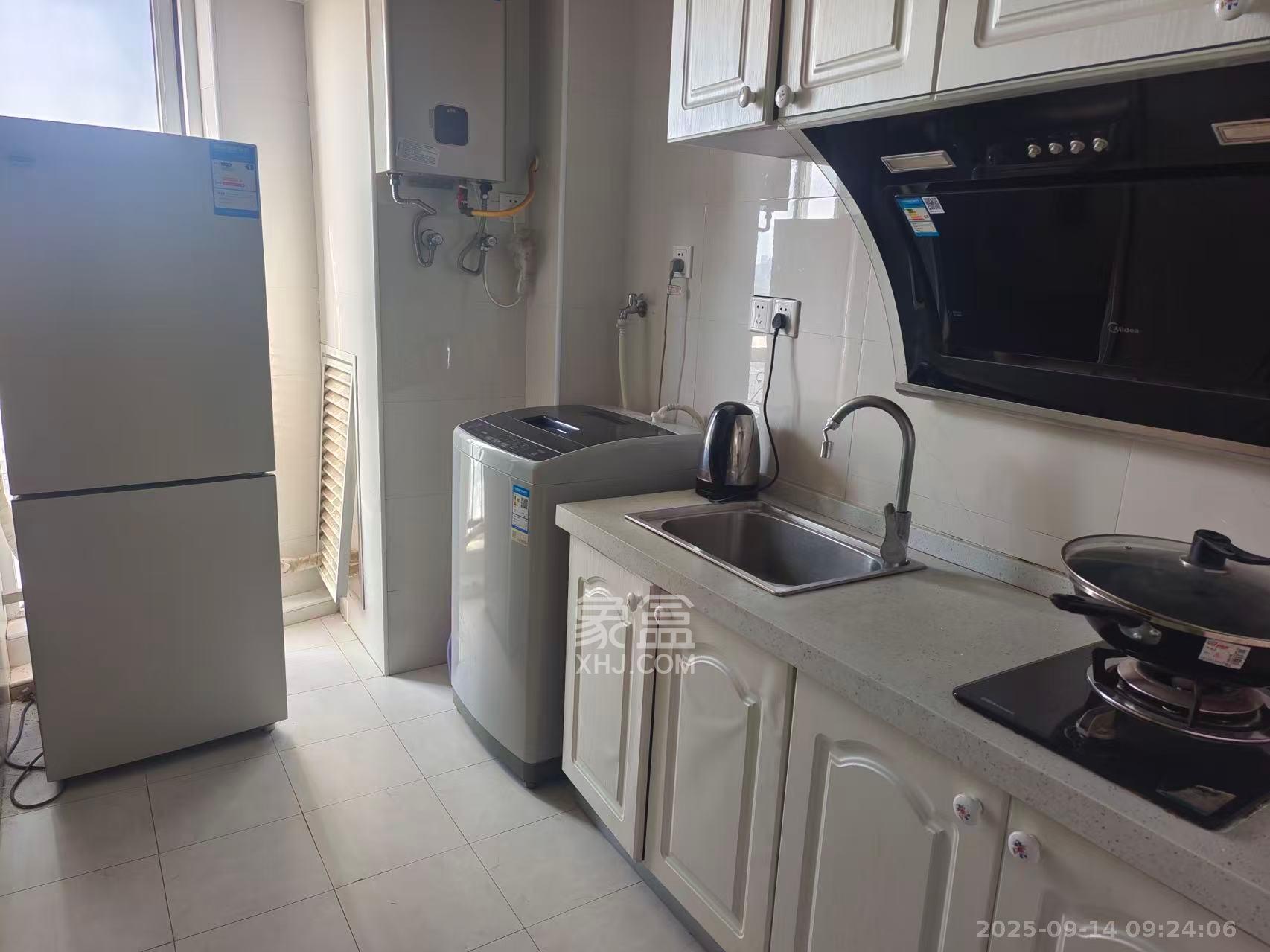 鸥波港湾  2室1厅1卫    2600.0元/月室内图