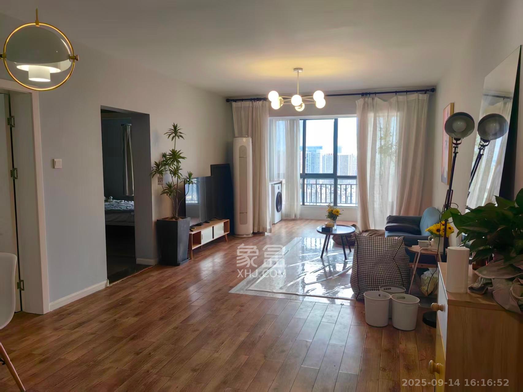 东玺门 2室2厅1卫 3200.0元/月 东玺门 2室2厅1卫 3200.0元/月室内图