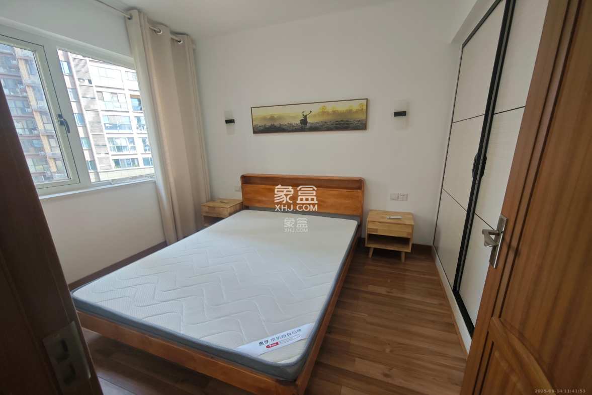 荣盛花语书苑 3室2厅1卫 2900.0元/月 荣盛花语书苑 3室2厅1卫 2900.0元/月室内图