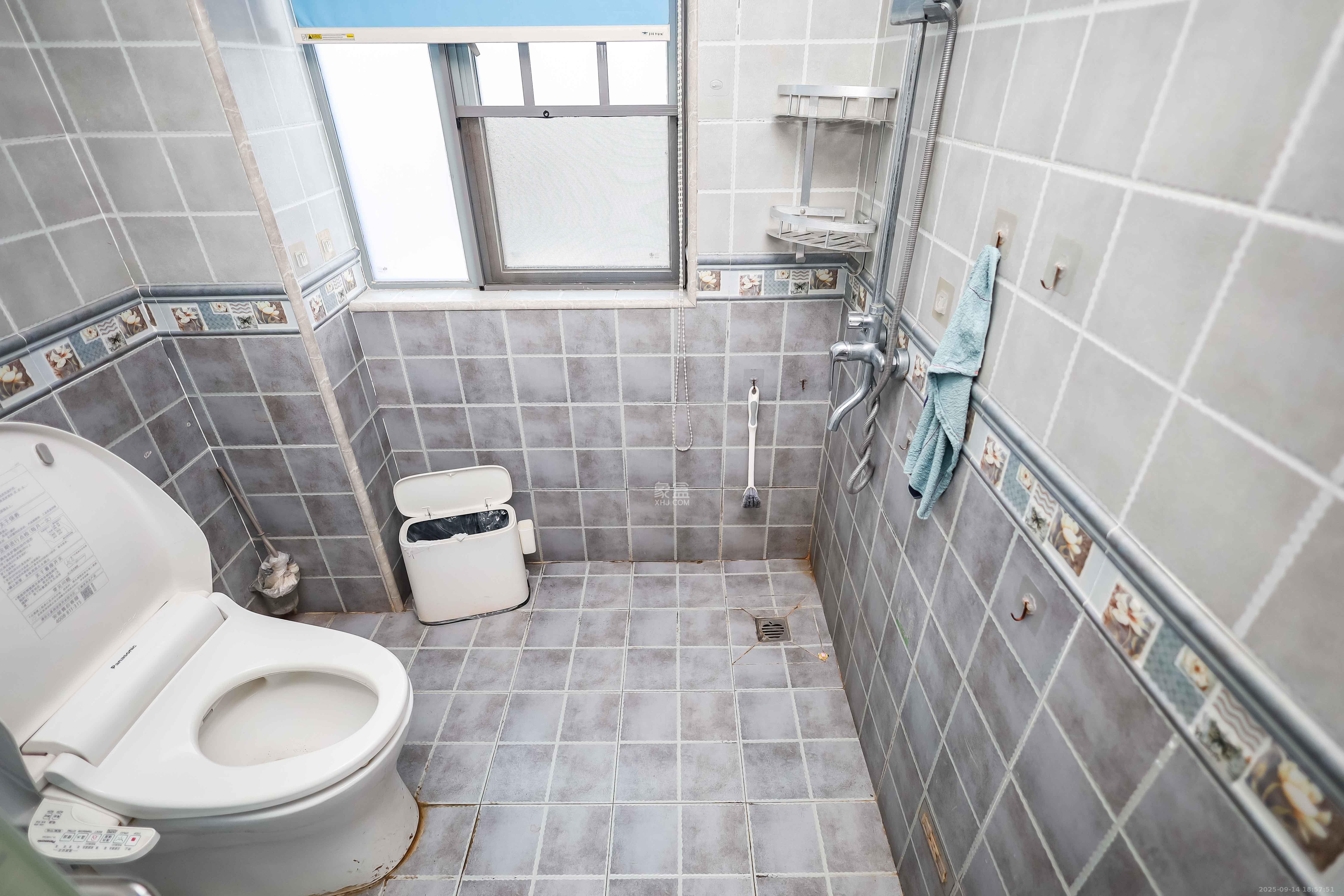 潇湘奥林匹克花园  3室2厅1卫    84.0万卫生间