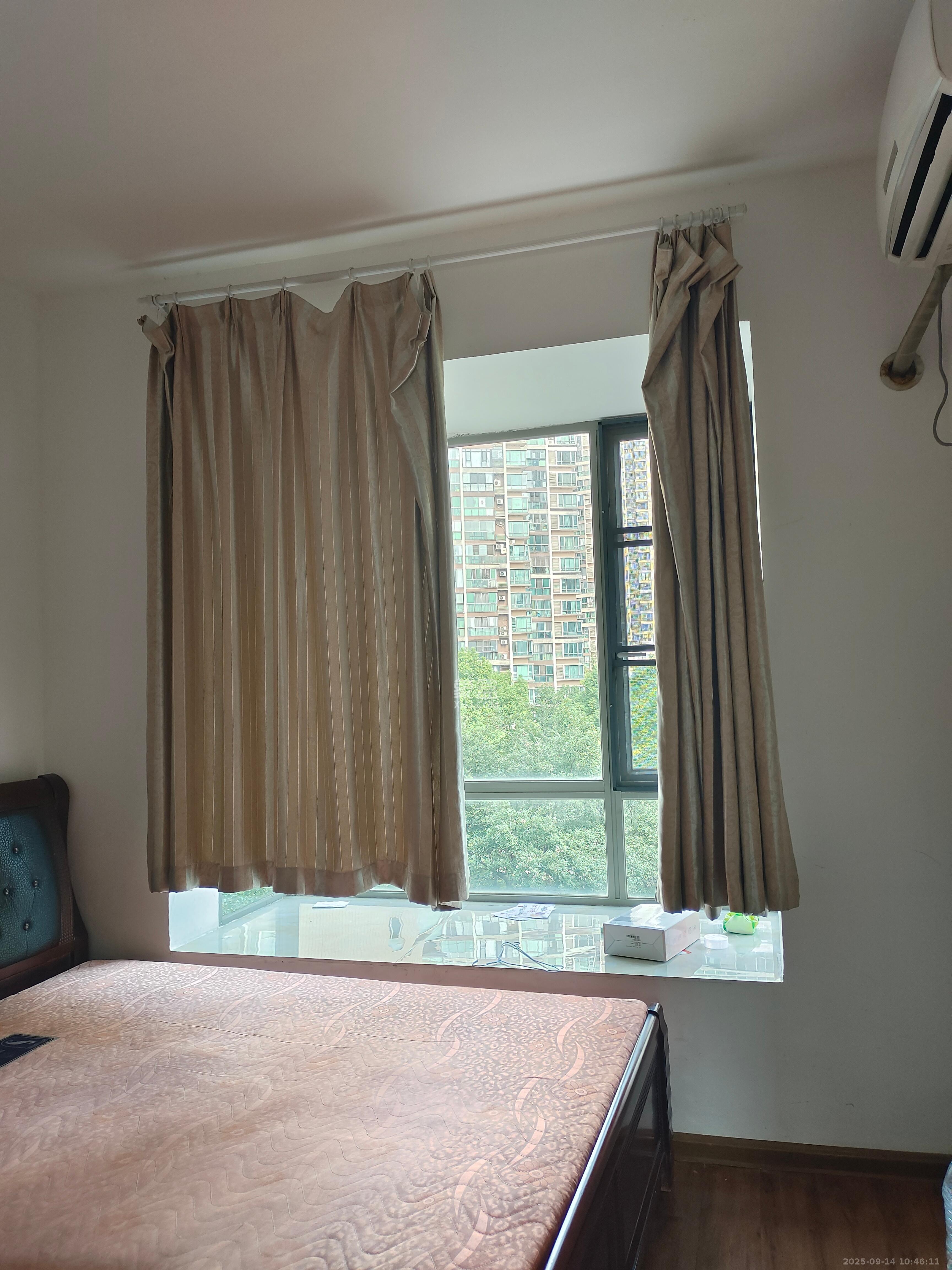 新城新世界一二三期  3室2厅1卫    2200.0元/月室内图