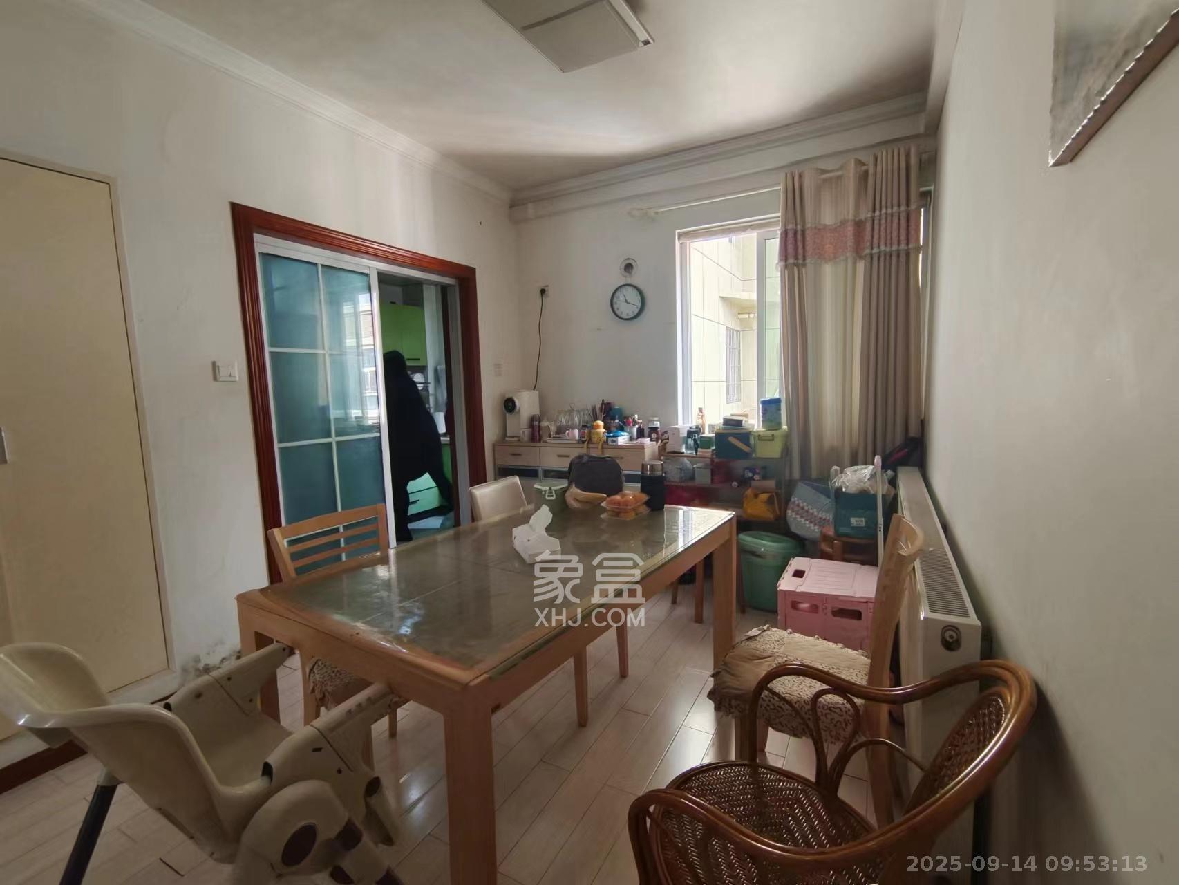 三重星都心 3室2厅2卫 3500.0元/月 三重星都心 3室2厅2卫 3500.0元/月室内图